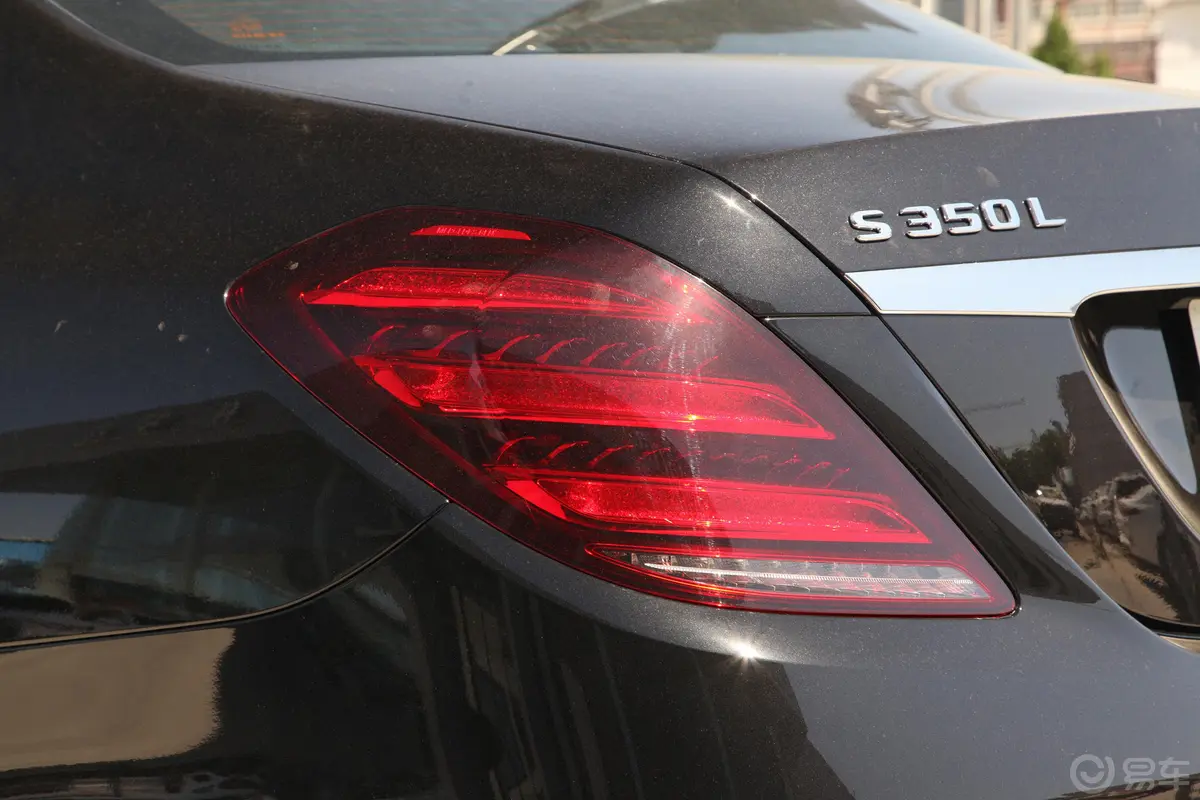 奔驰S级S 350 L 豪华版外观