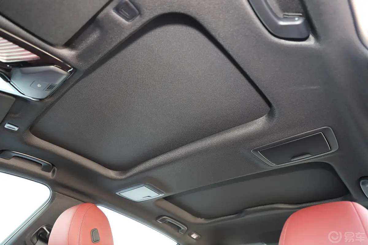 宝马5系改款 530Li xDrive M运动套装天窗内拍关闭