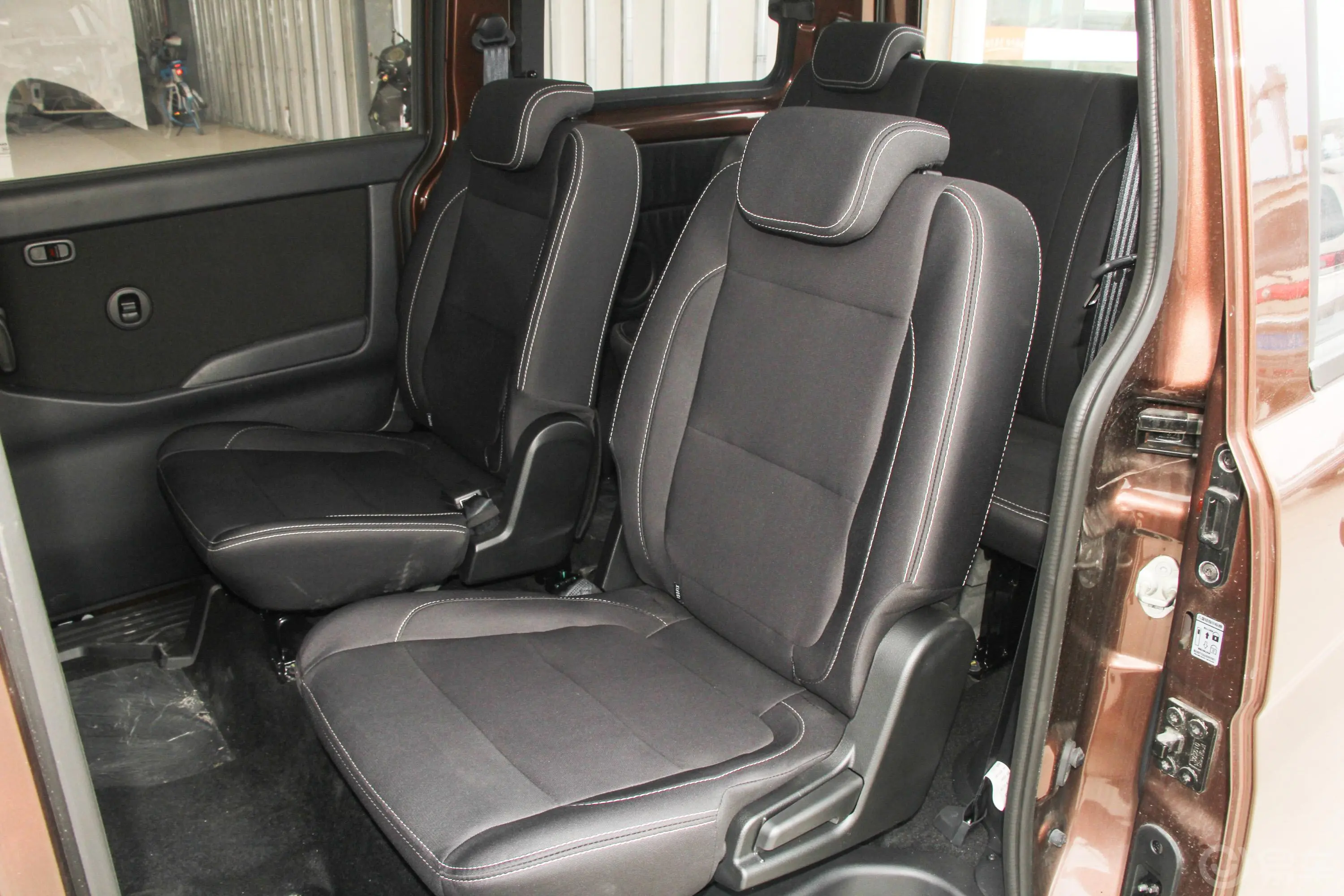 欧诺S欧诺S 1.5L 手动 经济型 国V后排座椅
