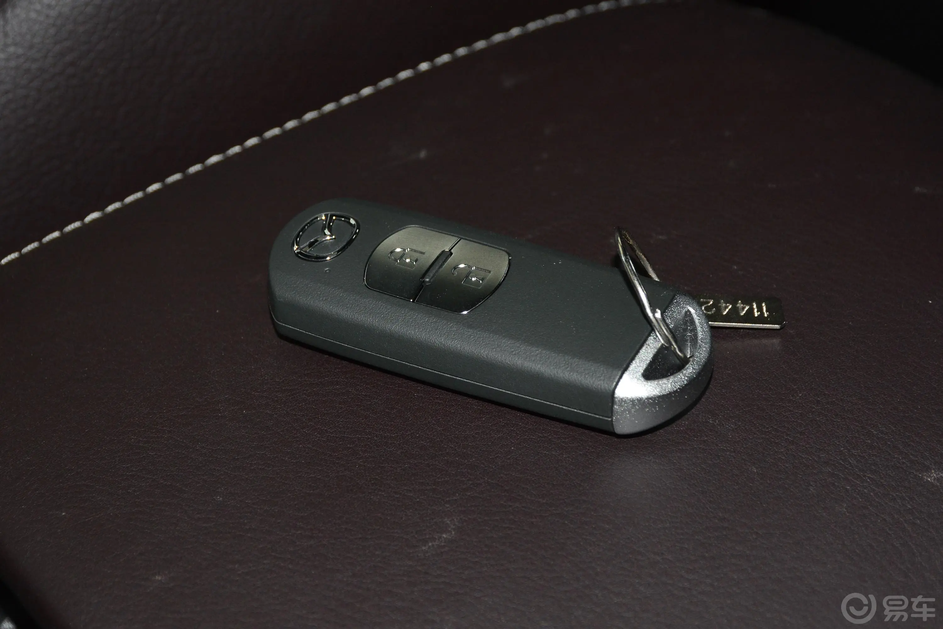 马自达CX-42.0L 手自一体 两驱 蓝天品位科技限量版 国VI钥匙正面