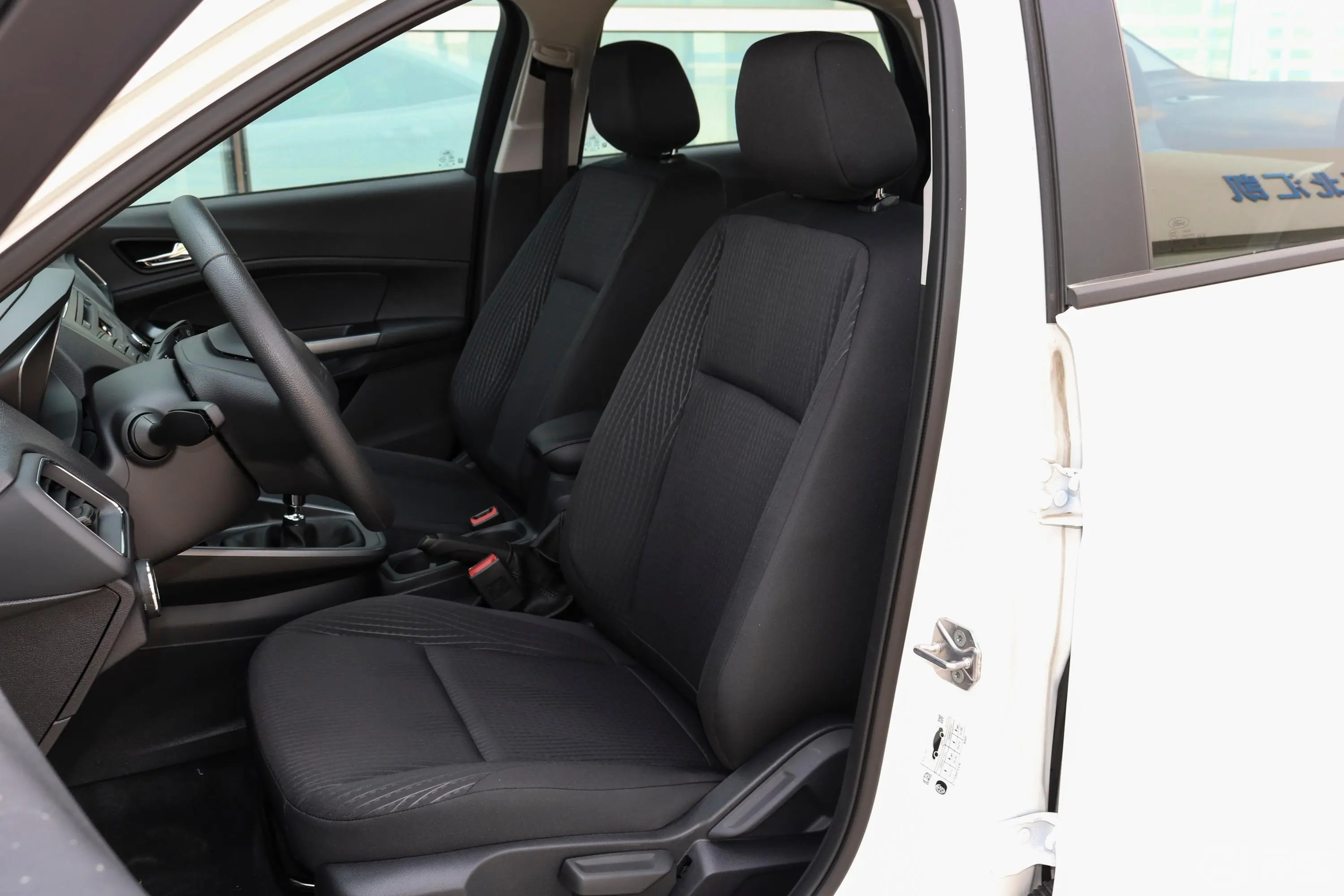 福睿斯改款 1.5L 手动 质享型 国VI驾驶员座椅
