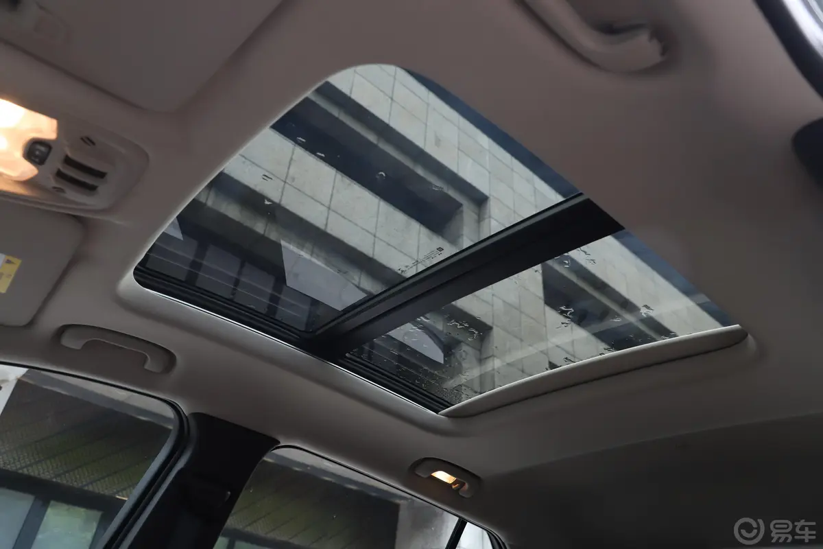 昂科拉GX20T 手自一体 四驱 全能旗舰型天窗内拍关闭