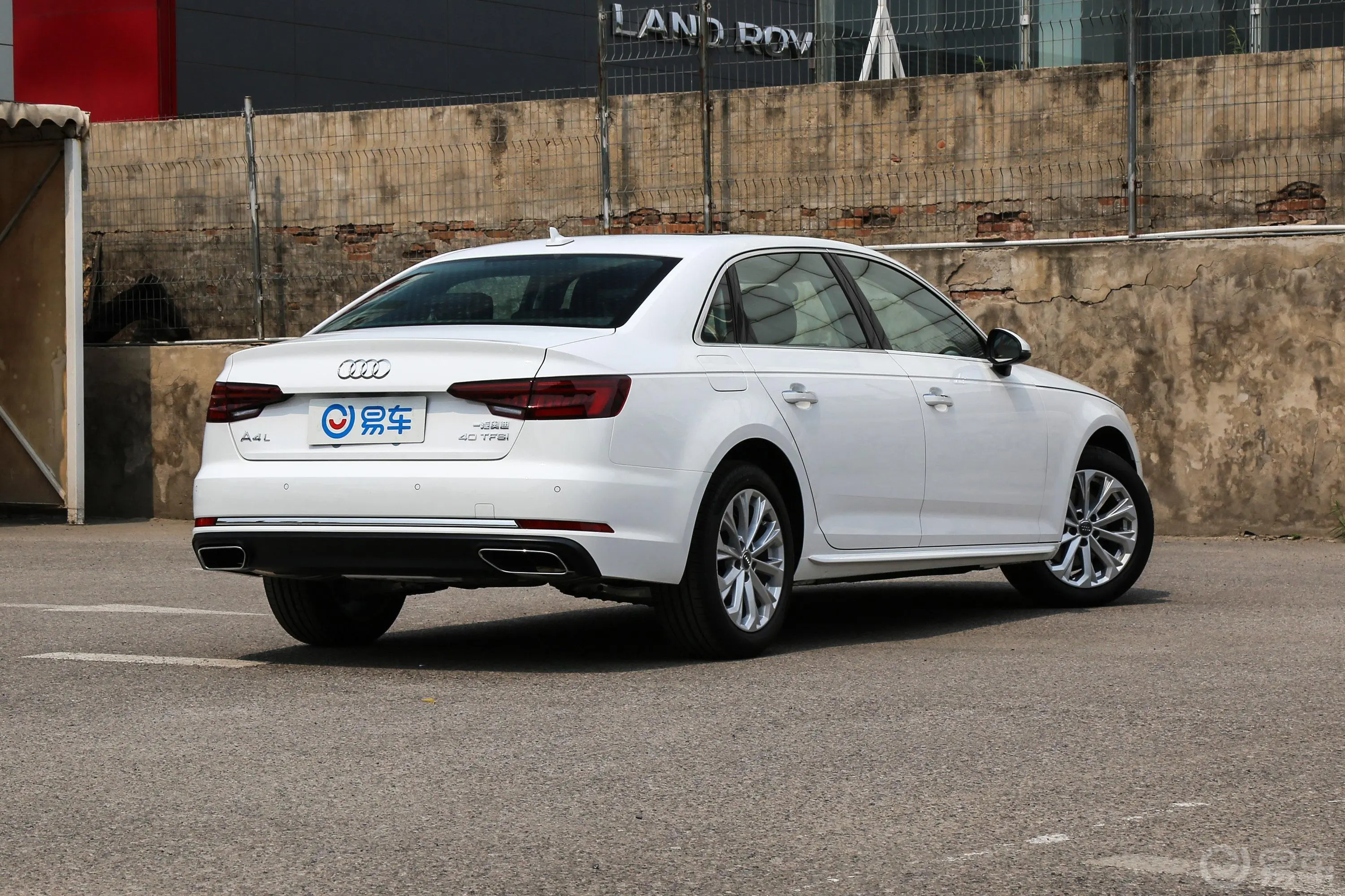 奥迪A4L40 TFSI 进取版 国VI外观