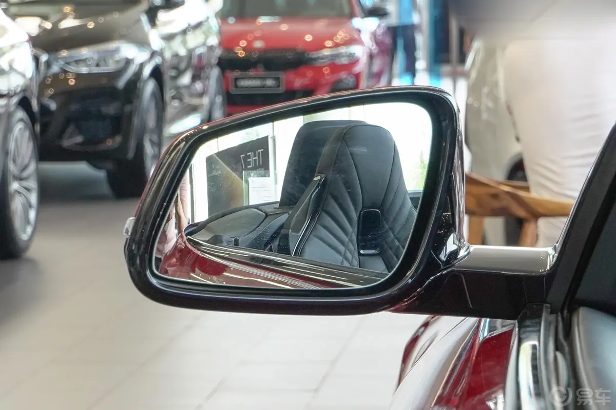宝马Z4sDrive 25i M运动套装后视镜镜面