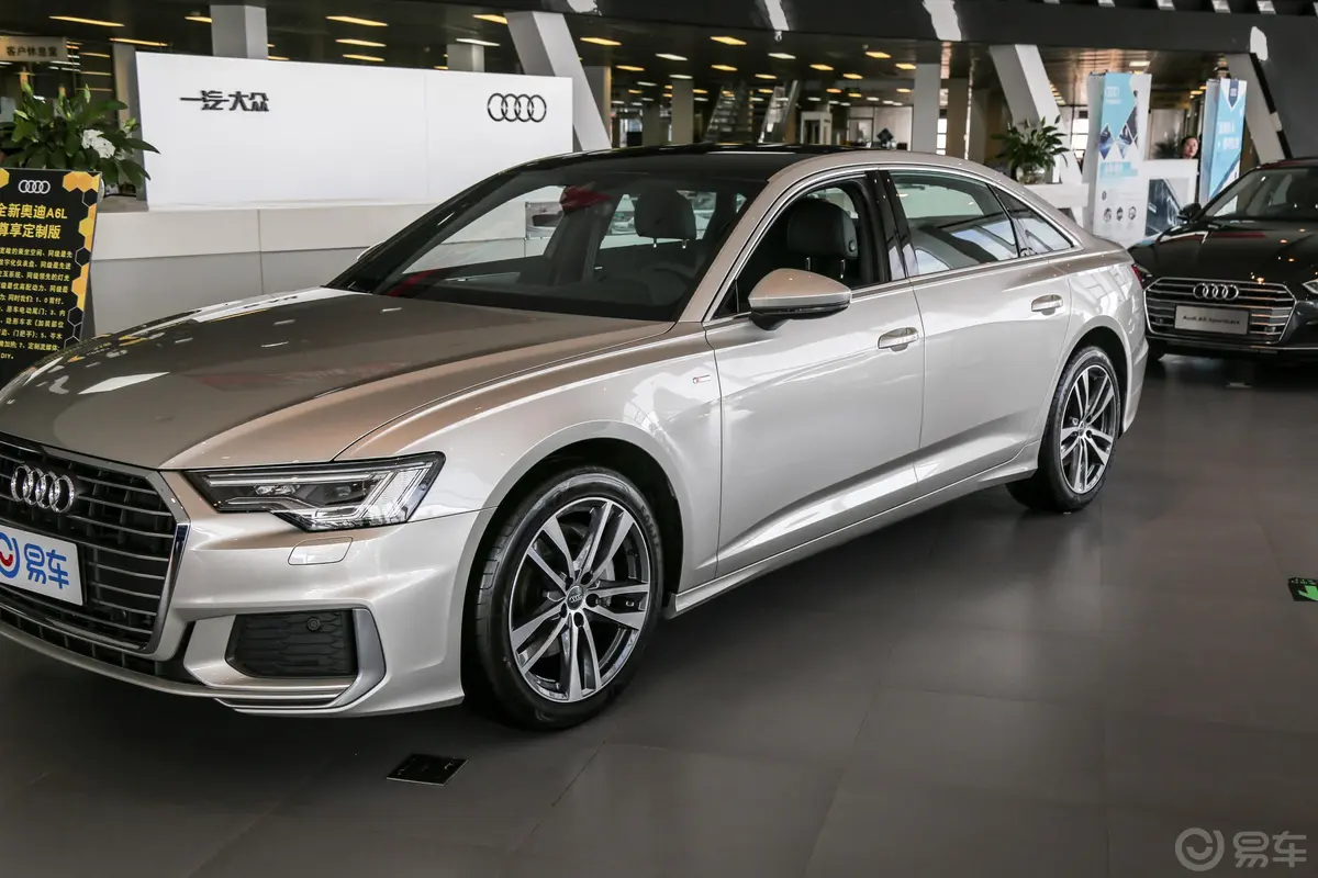 奥迪A6L45 TFSI 臻选动感版外观