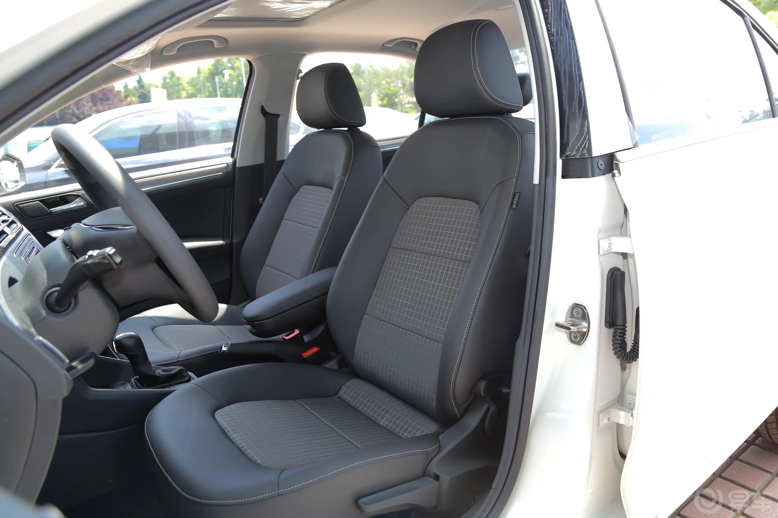 桑塔纳1.5L 自动 舒适版 国VI驾驶员座椅