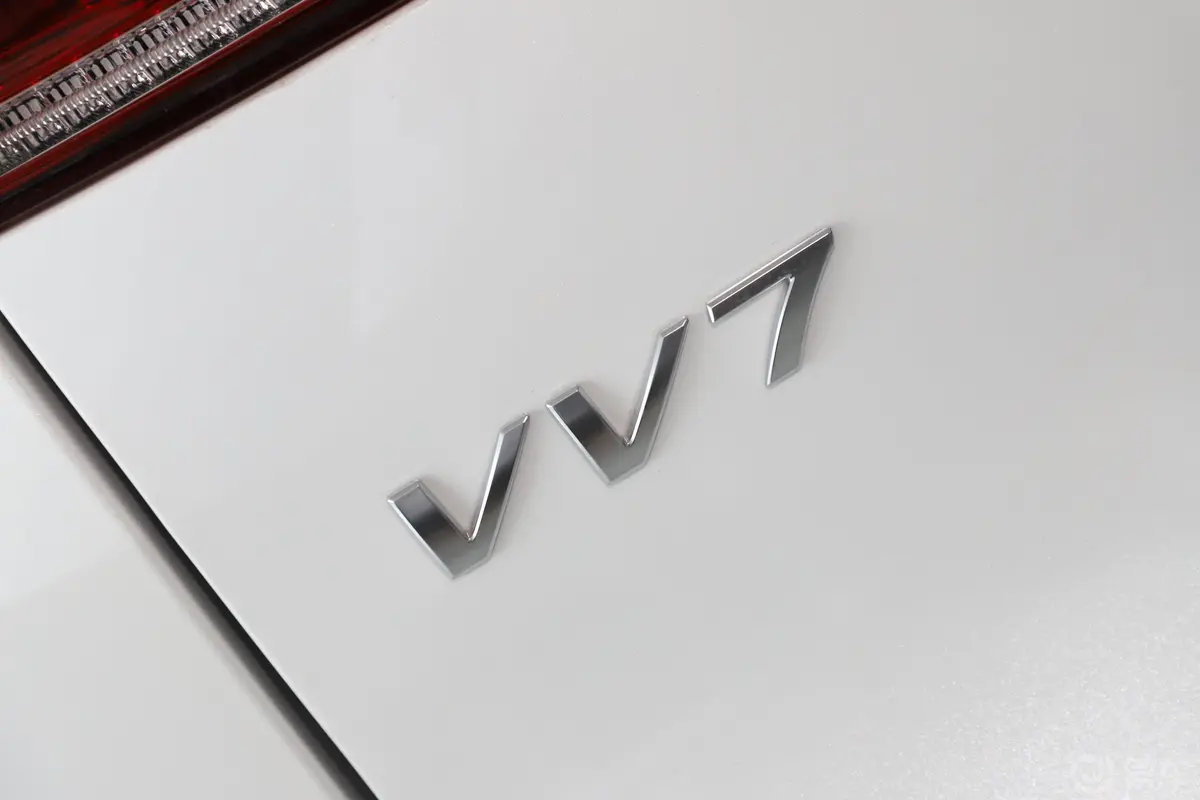 魏牌VV7升级款 2.0T 旗舰版 国VI外观
