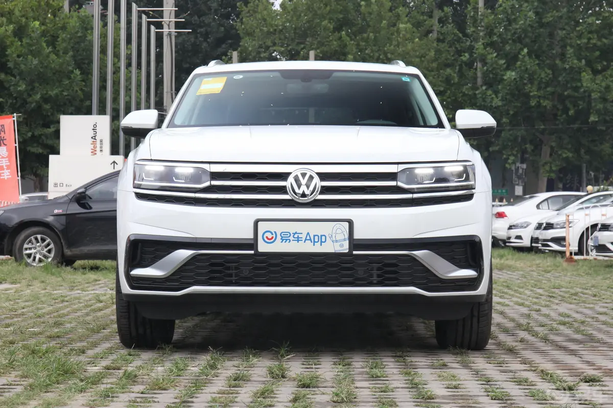 途昂X330TSI 两驱 尊崇豪华版外观