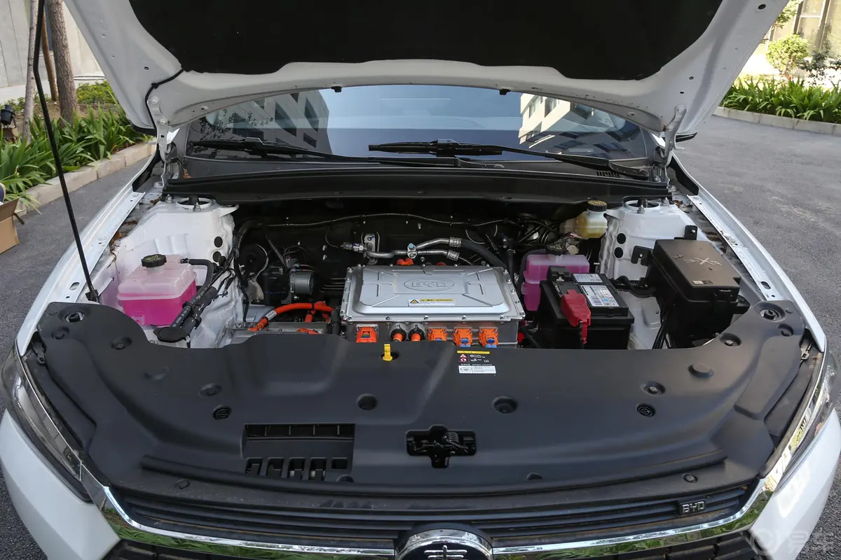 秦Pro新能源EV 超能版 标准版 智联领尚型发动机舱整体