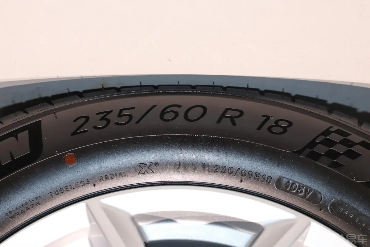 沃尔沃XC60T5 四驱 智远版 国Ⅵ外观
