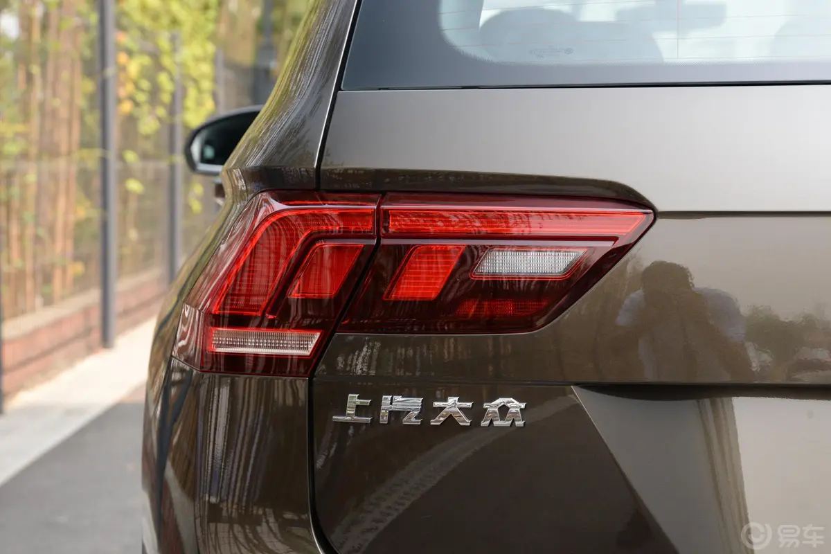 途观L330TSI 双离合 两驱 智动豪华版 国VI外观