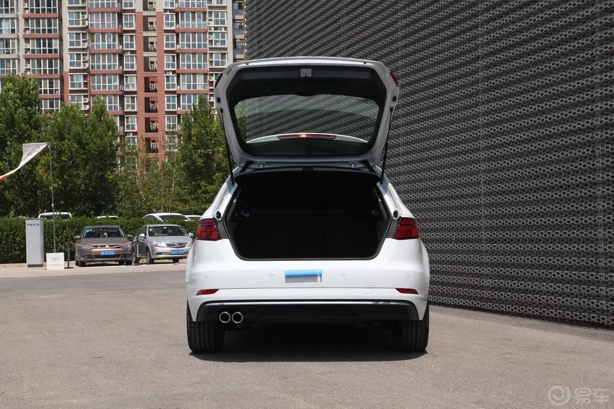 奥迪A3Sportback 35TFSI 风尚版 国VI空间