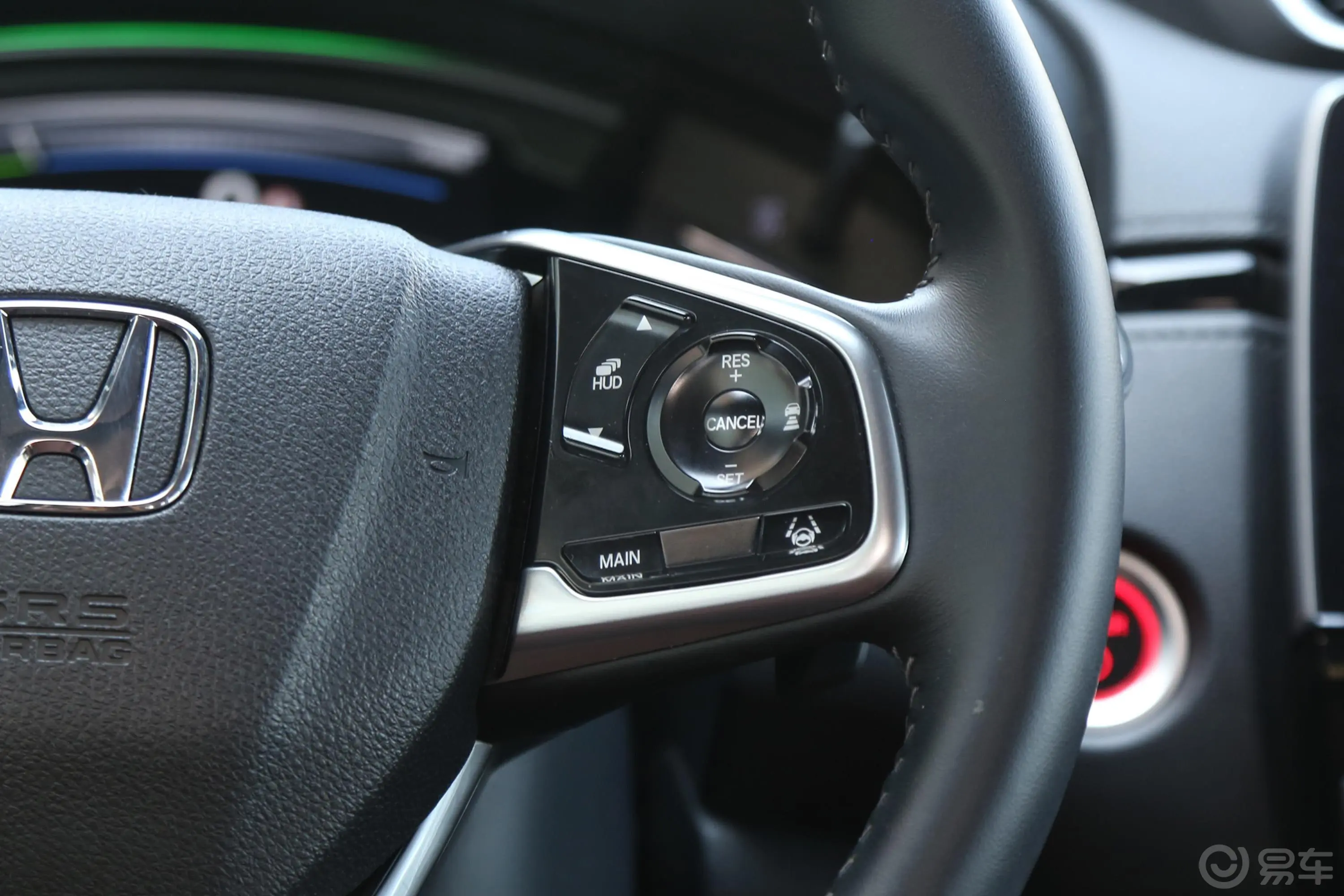 本田CR-V混动 2.0L 四驱 净享版 国VI右侧方向盘功能按键