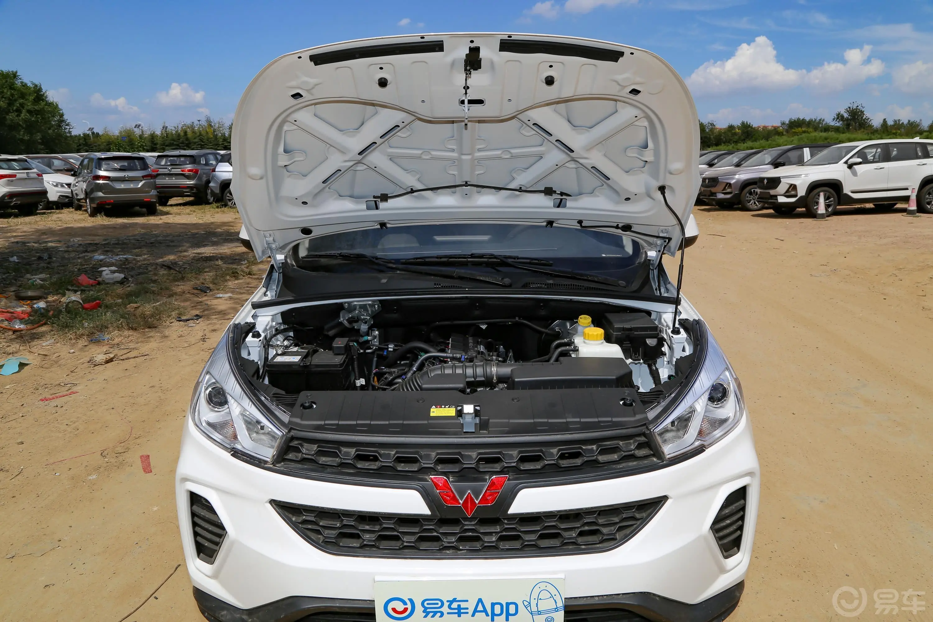 五菱宏光S31.5L 手动 标准型 国VI发动机舱整体