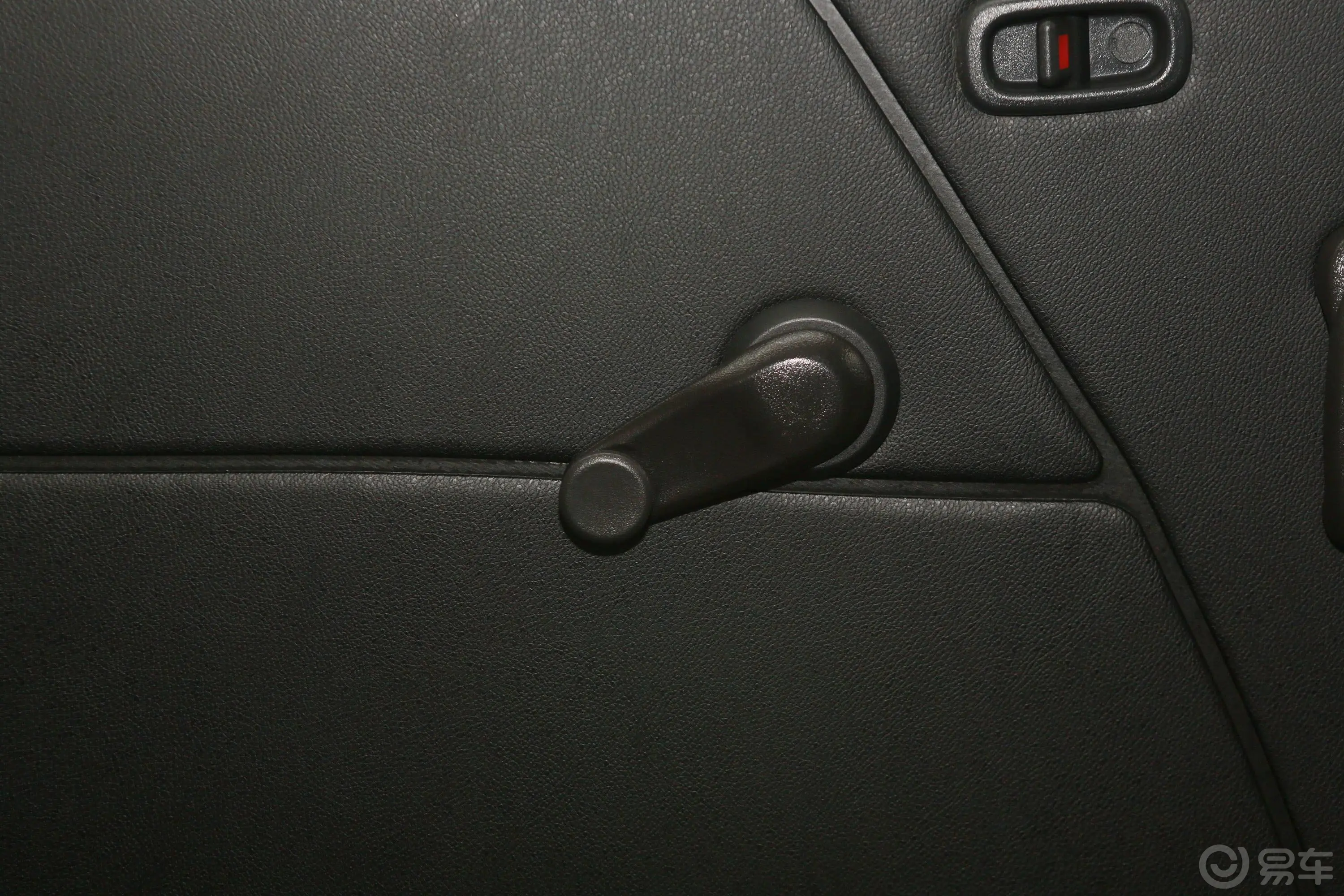 欧诺S欧诺S 1.5L 手动 基本版 国VI后车窗调节
