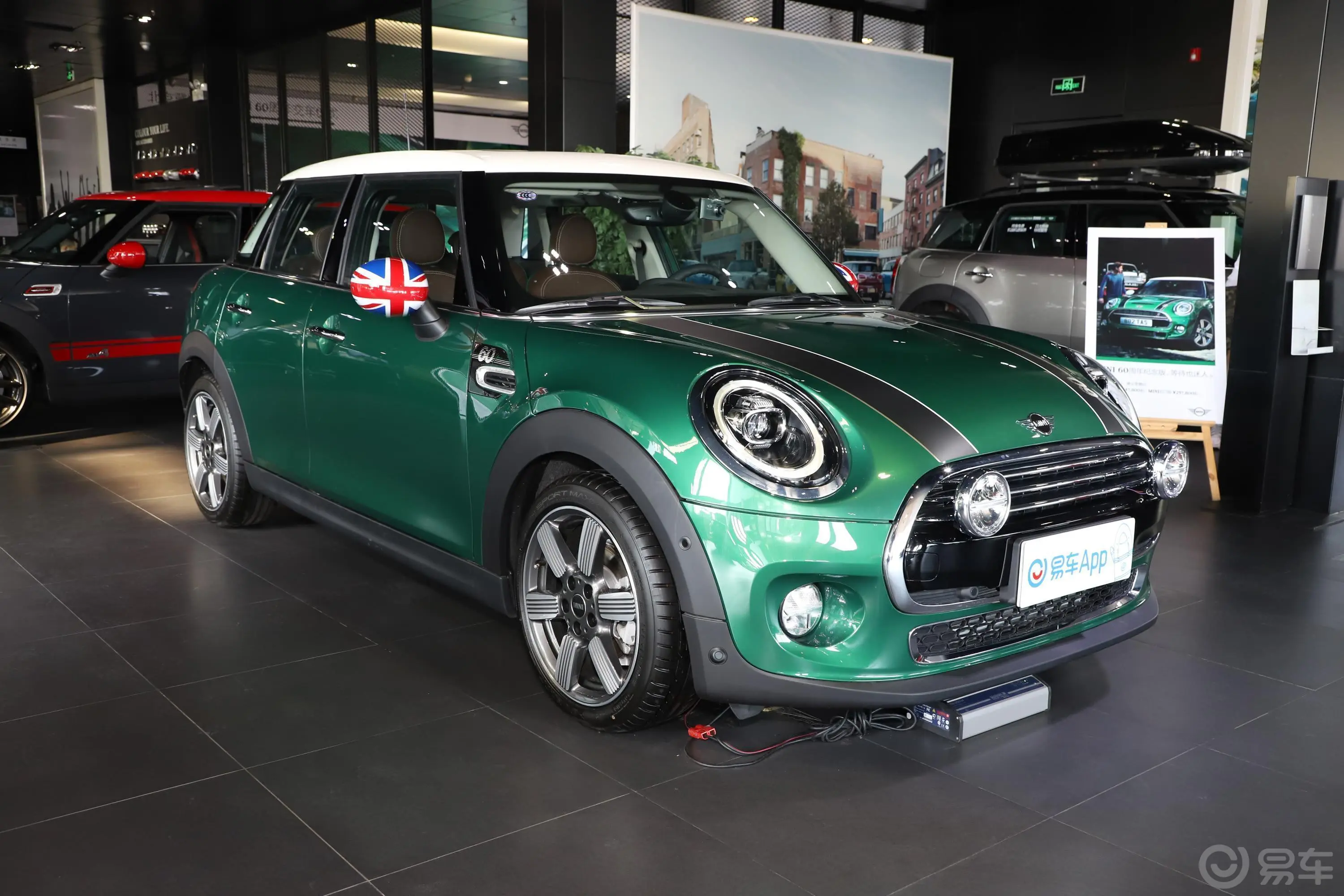 MINI60周年纪念版 1.5T COOPER 双离合 五门版车辆信息铭牌