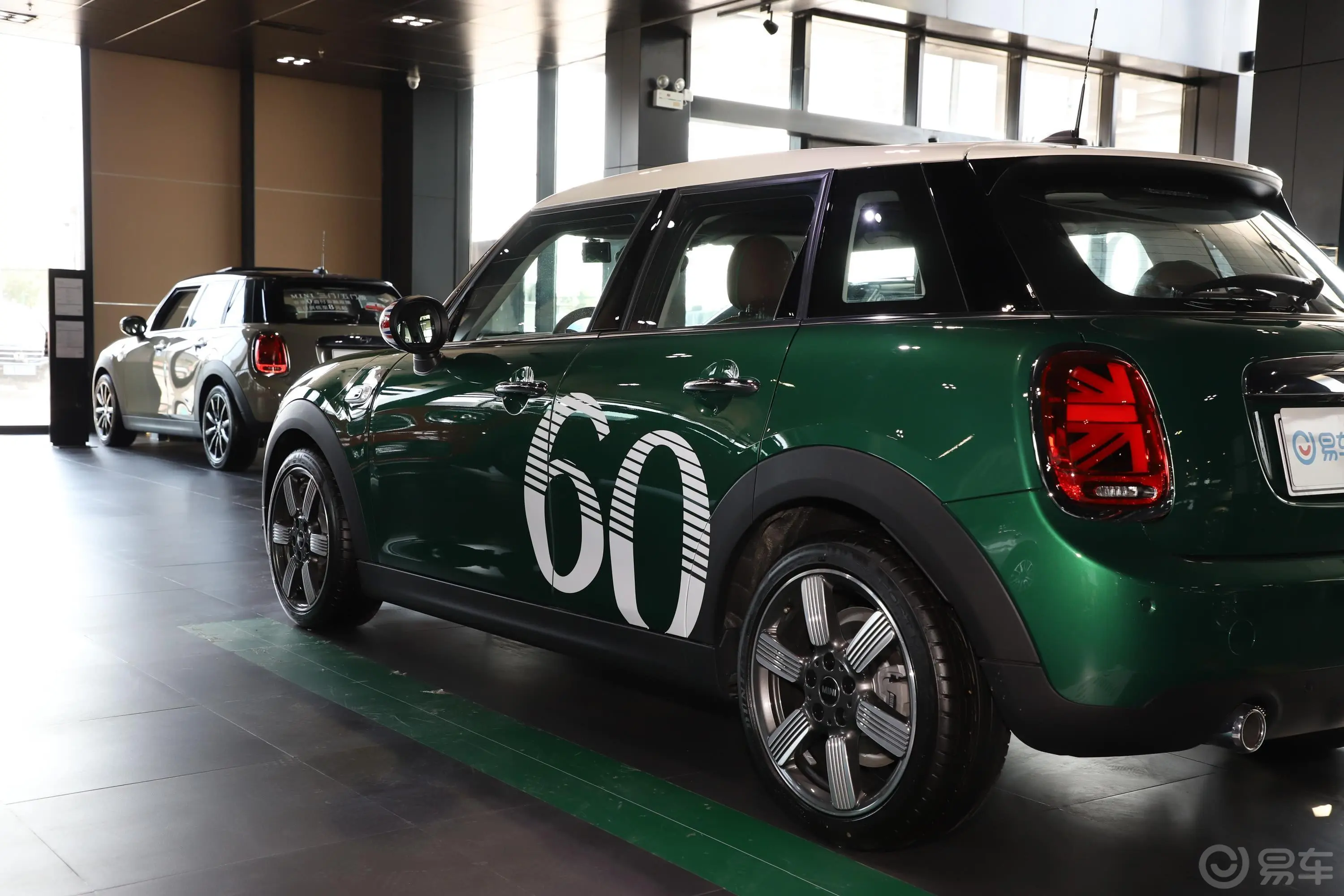 MINI60周年纪念版 1.5T COOPER 双离合 五门版外观