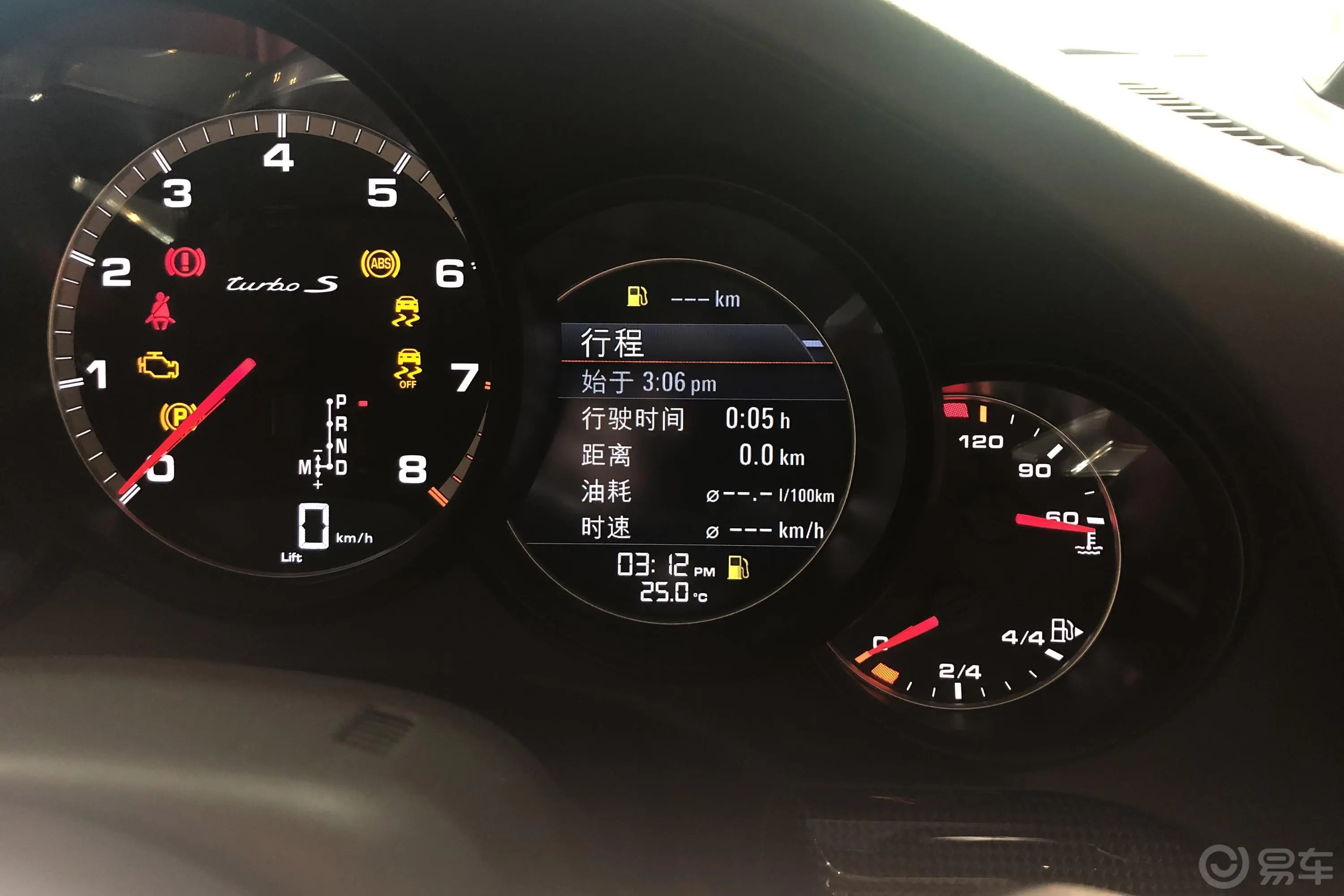 保时捷911Turbo S 3.8T内饰