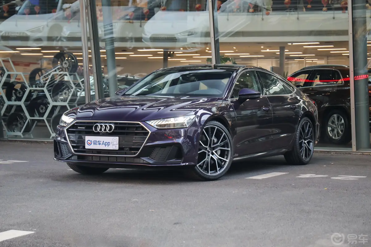 奥迪A755 TFSI quattro 动感版外观