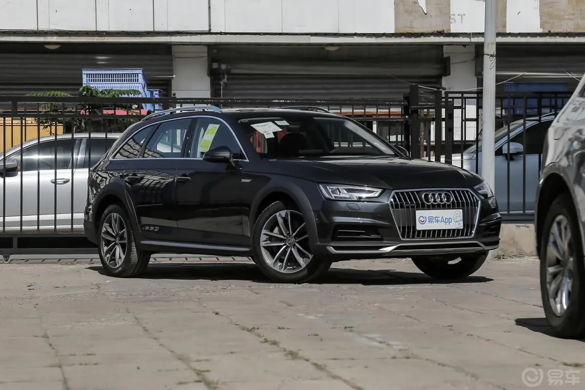 奥迪A4(进口)45TFSI allroad quattro 运动版外观