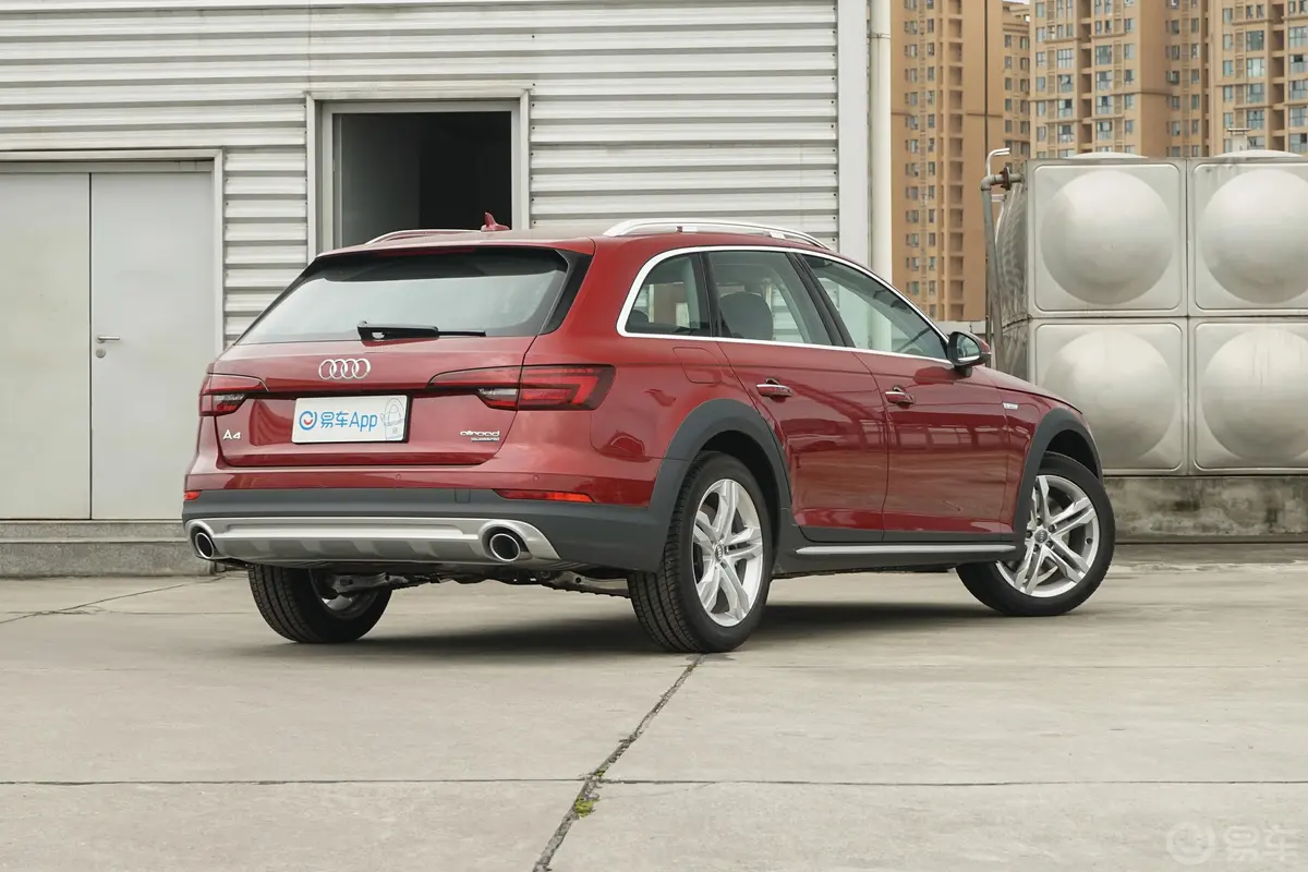 奥迪A4(进口)45TFSI allroad quattro 时尚版外观