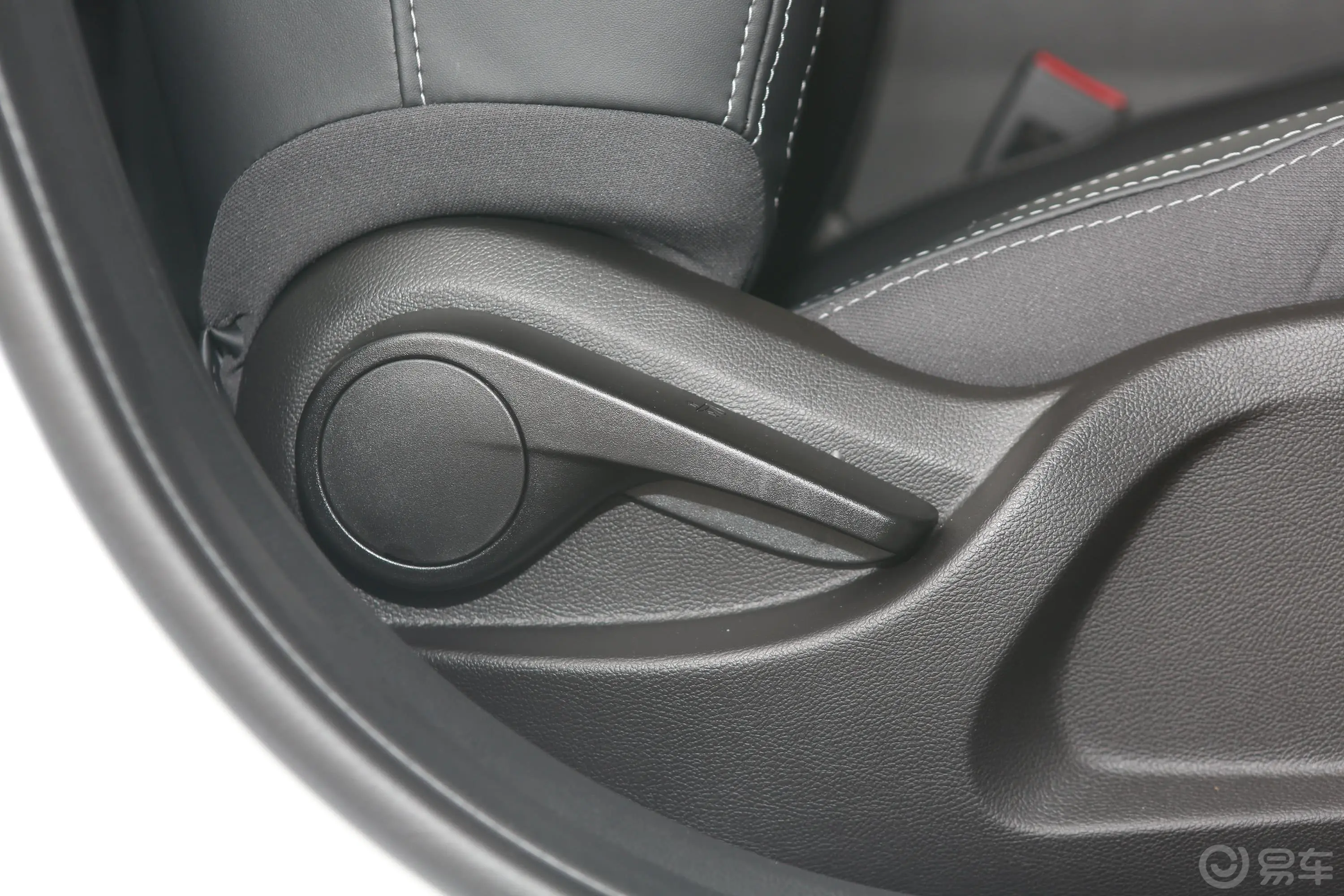 艾瑞泽GX冠军版 1.5L CVT 时尚型 国Ⅵ副驾座椅调节