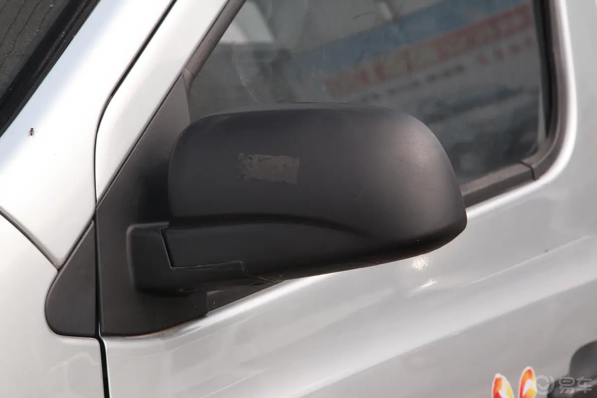 长安星卡1.5L 单排 货柜车标准版主驾驶后视镜背面