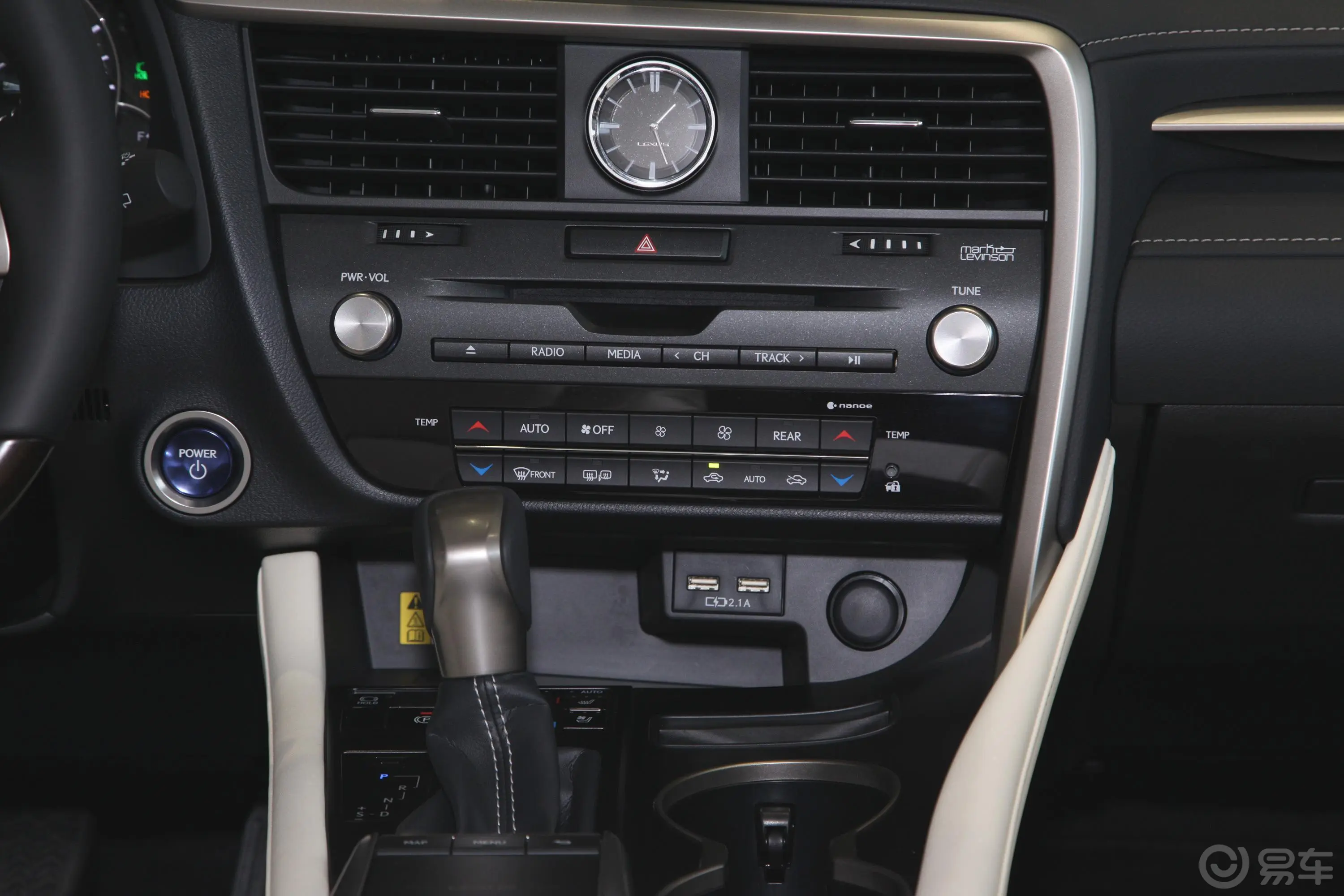 雷克萨斯RX450hL 尊贵版 6座 国VI空调