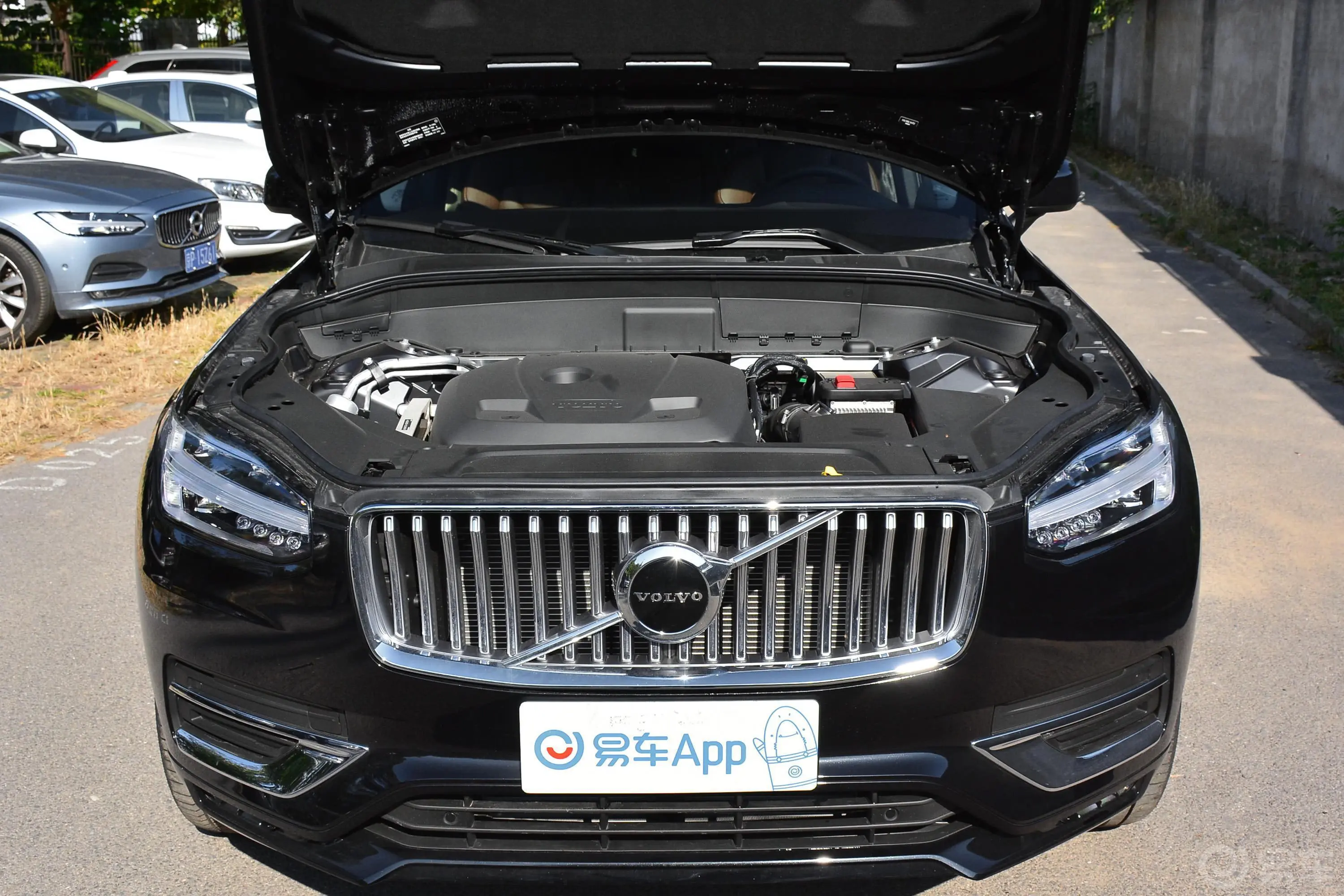 沃尔沃XC90T5 智行豪华版 5座发动机舱整体