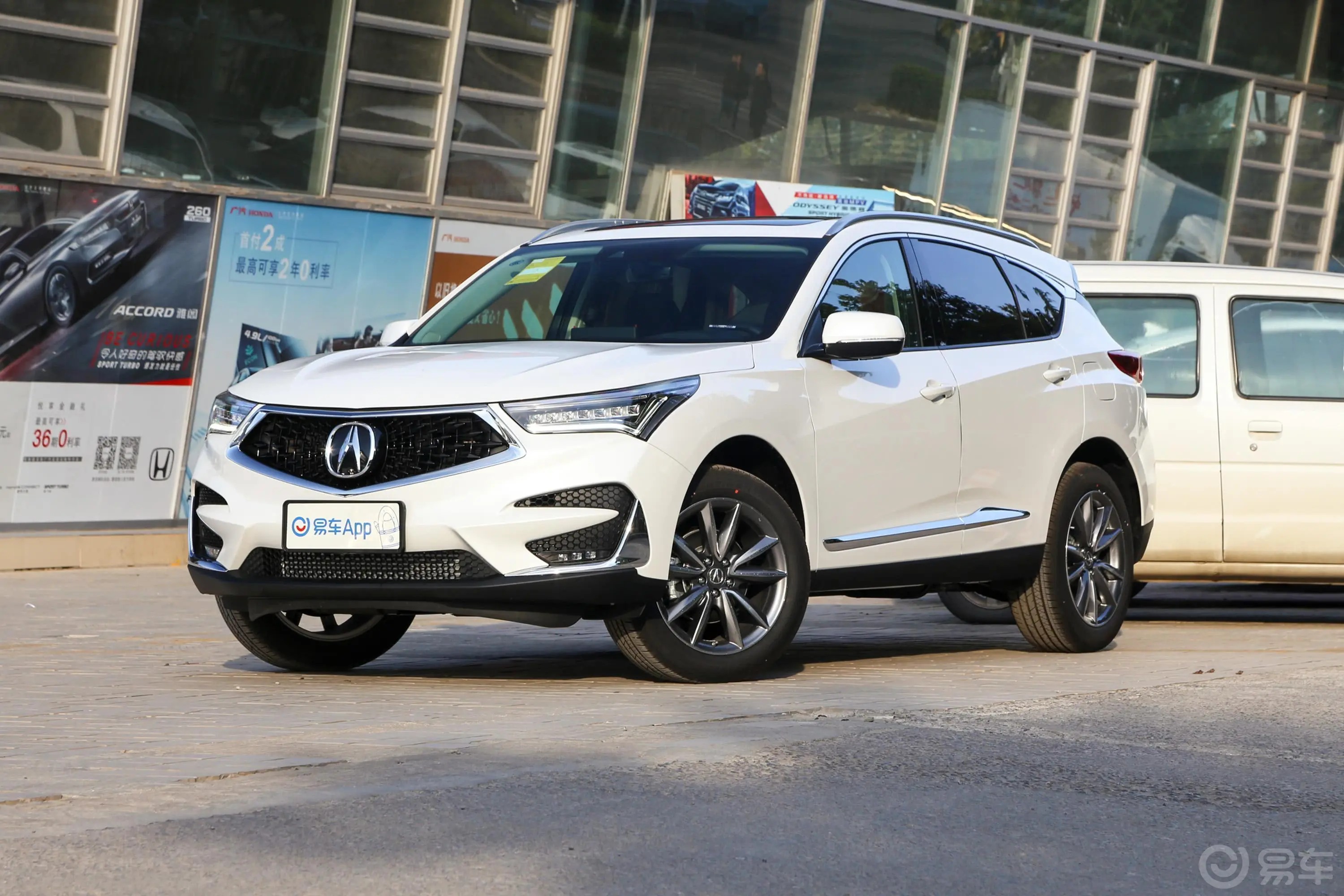 讴歌RDX2.0T 手自一体 四驱 智享版 国VI侧前45度车头向左水平