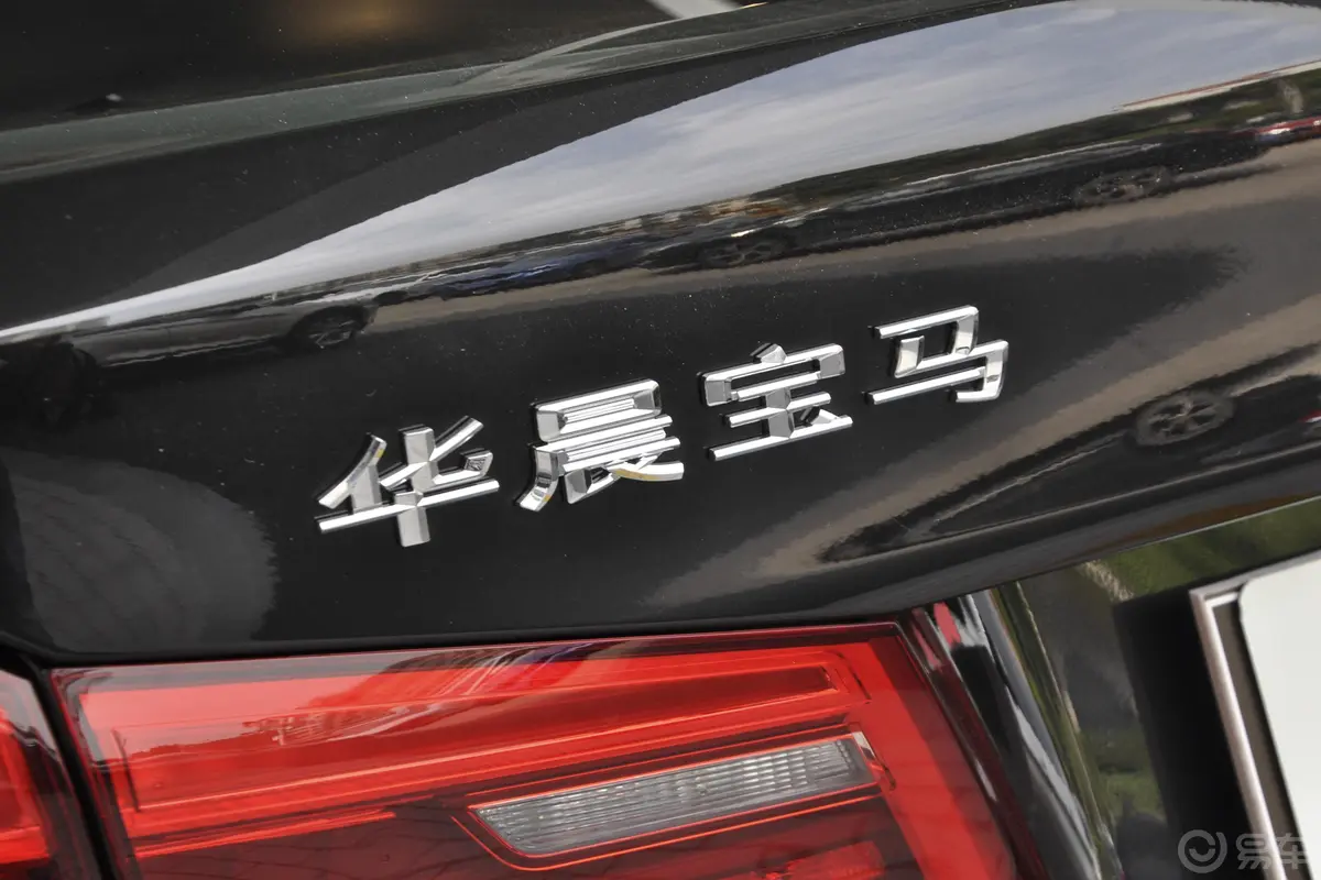 宝马5系530Li xDrive M运动套装外观