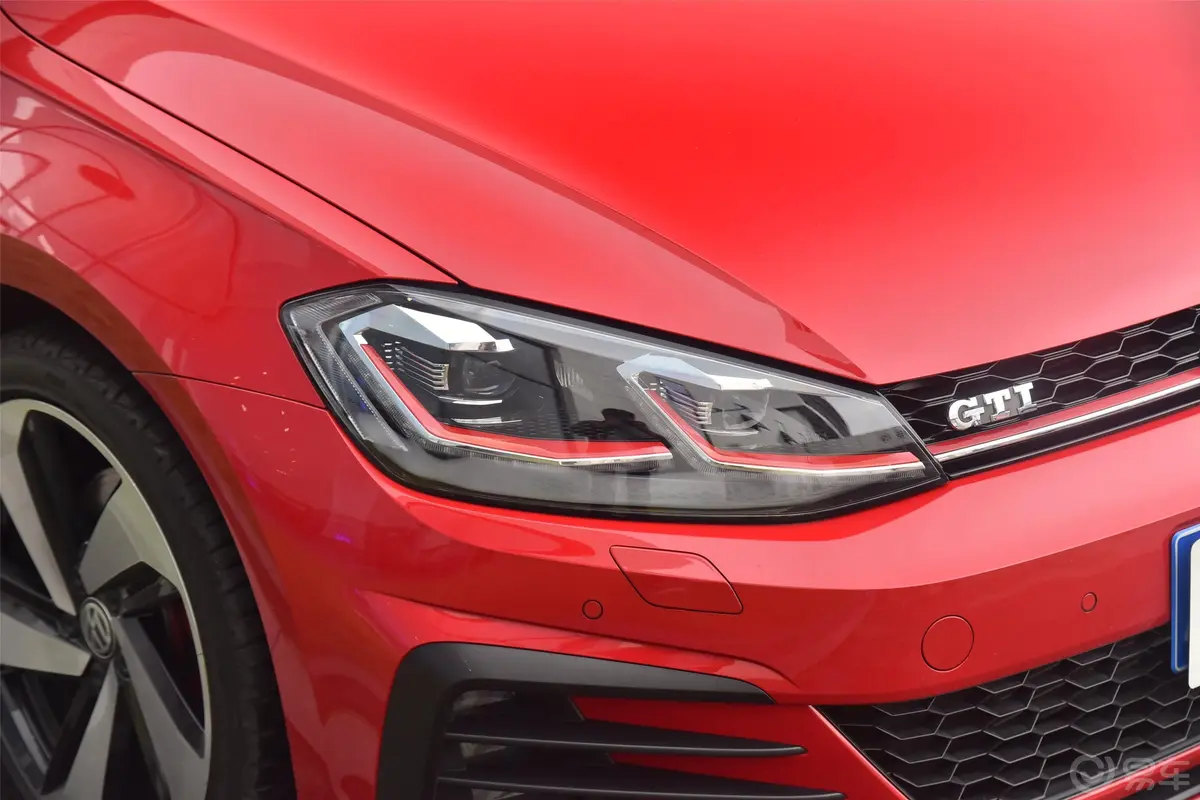 高尔夫GTI 2.0TSI 双离合 国V外观