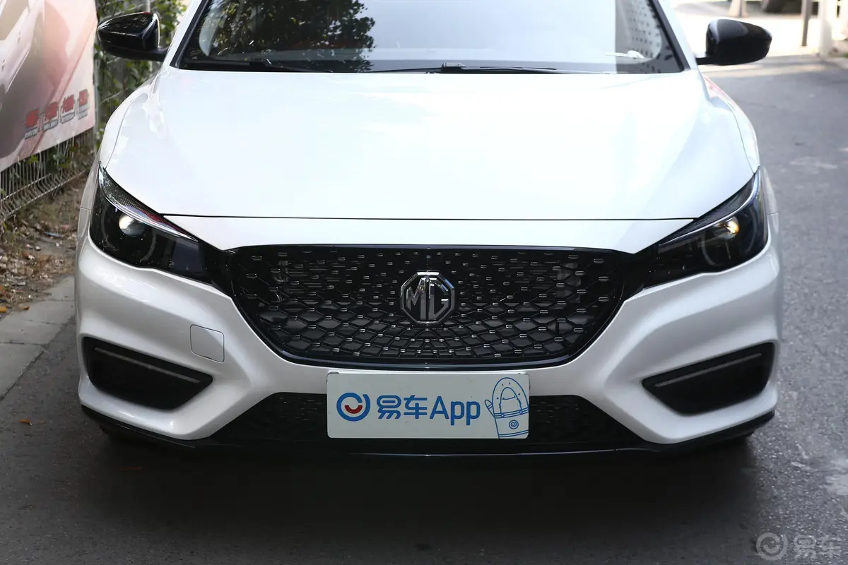 MG620T 双离合 Trophy十周年版外观