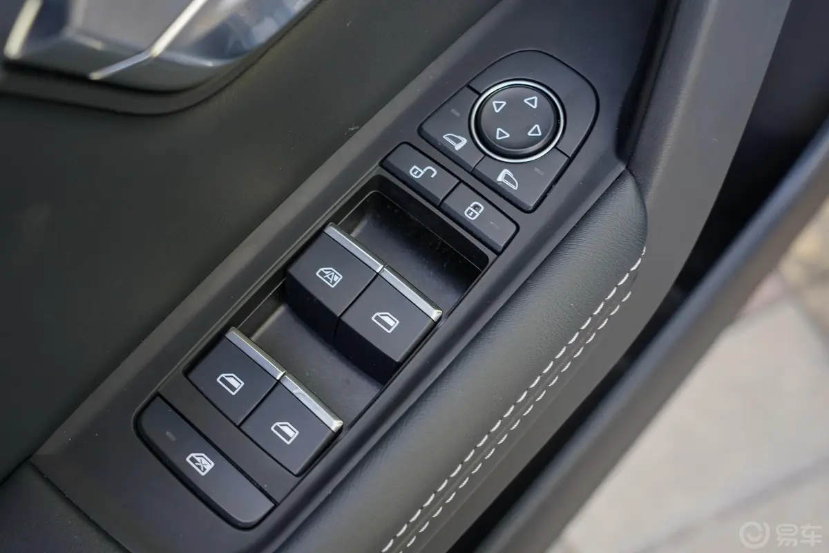 宋Pro新能源EV 高功率版豪华型车窗调节整体