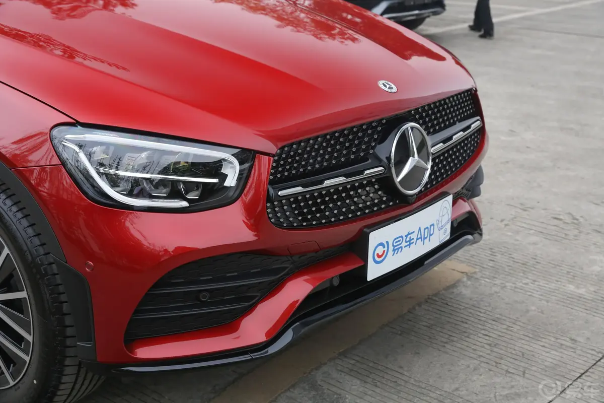 奔驰GLC轿跑GLC 300 4MATIC 轿跑SUV外观