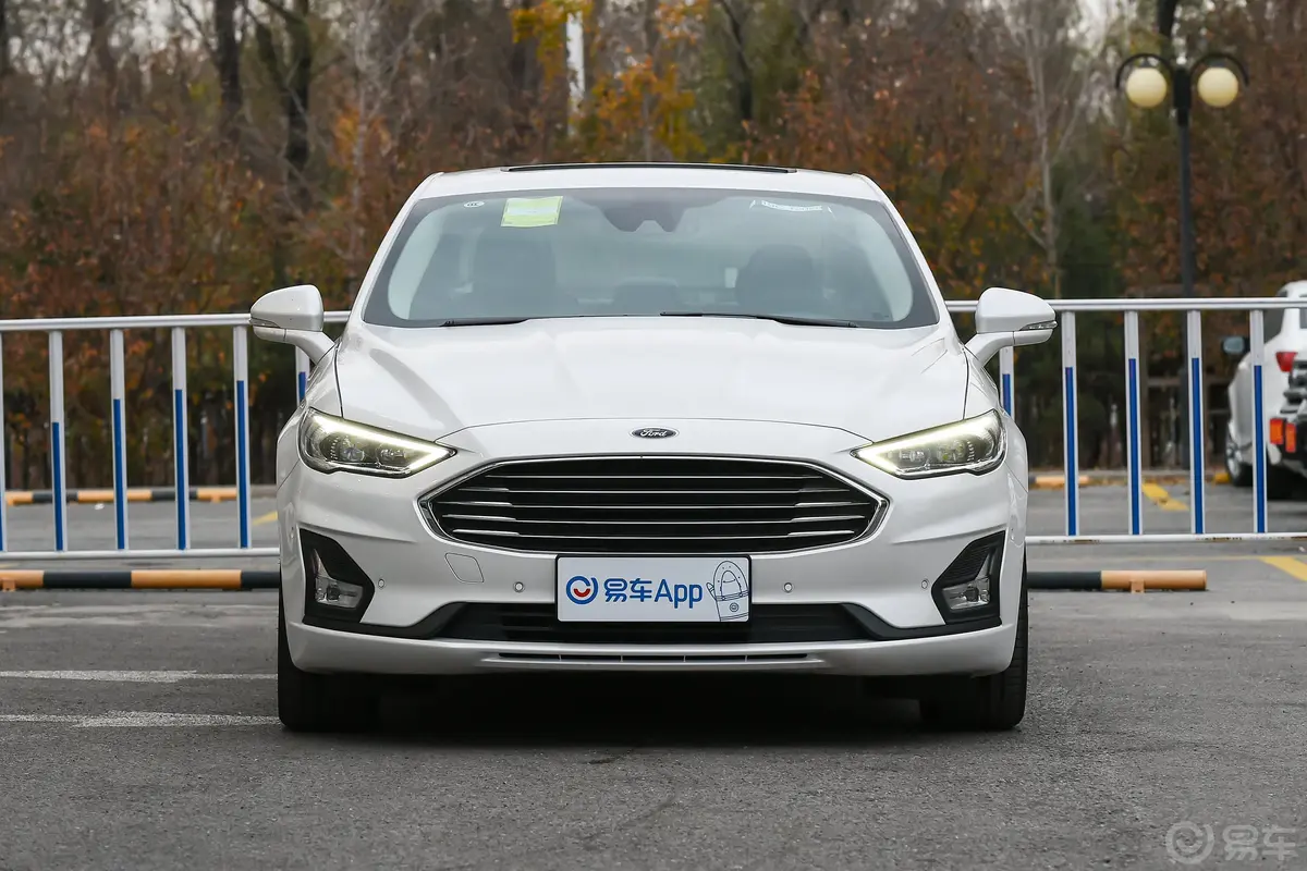 蒙迪欧EcoBoost 180 智控豪华型 国VI正前水平