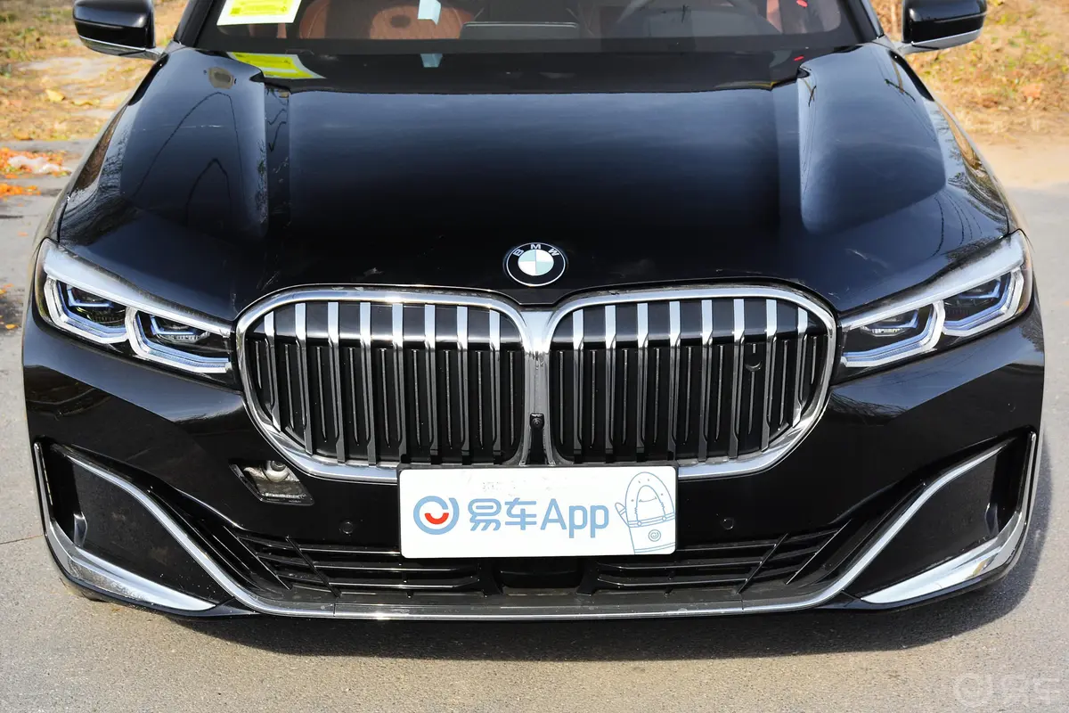 宝马7系750Li xDrive V8 豪华套装外观