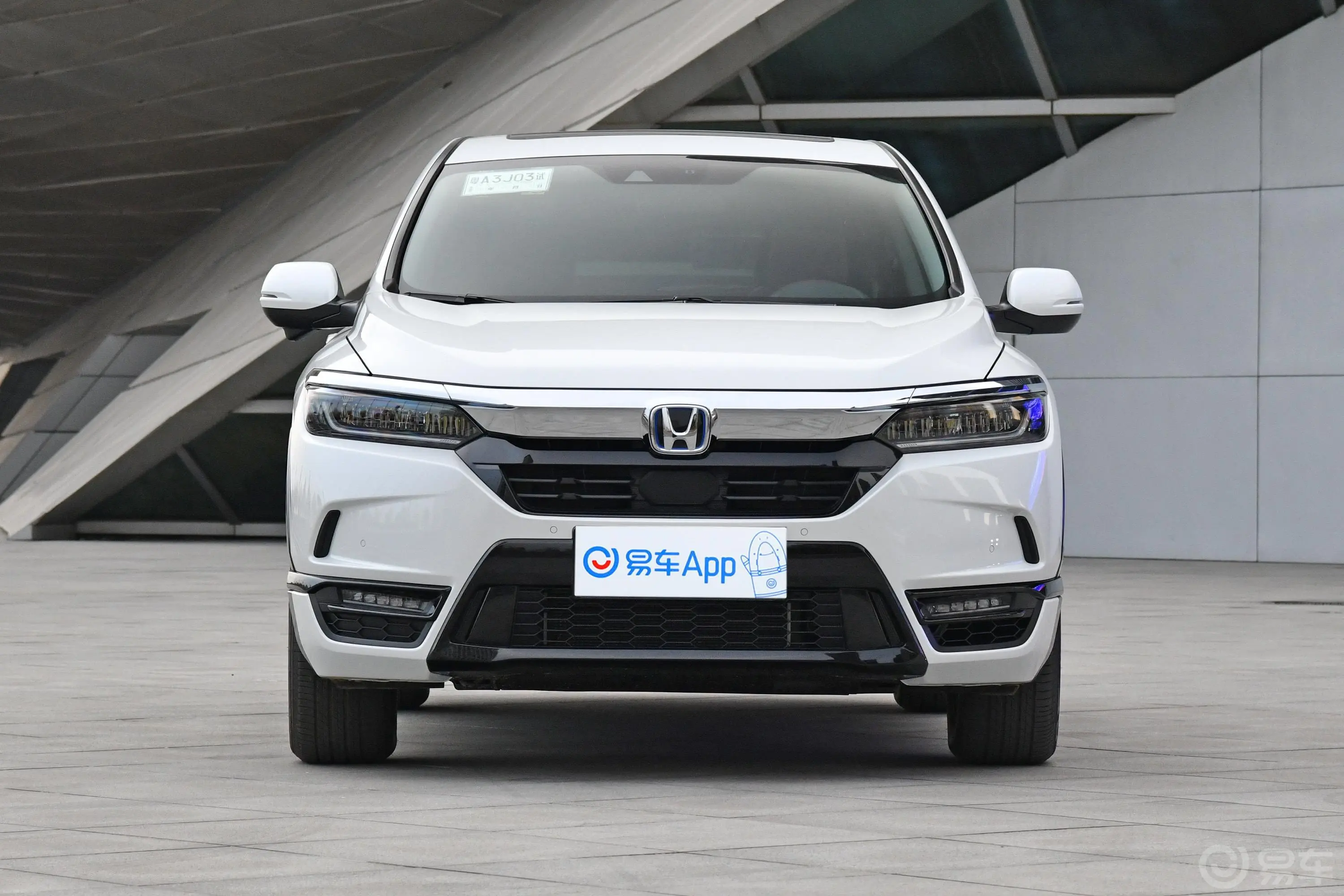 皓影锐·混动 2.0L 两驱 E-CVT 锐·尊贵版外观