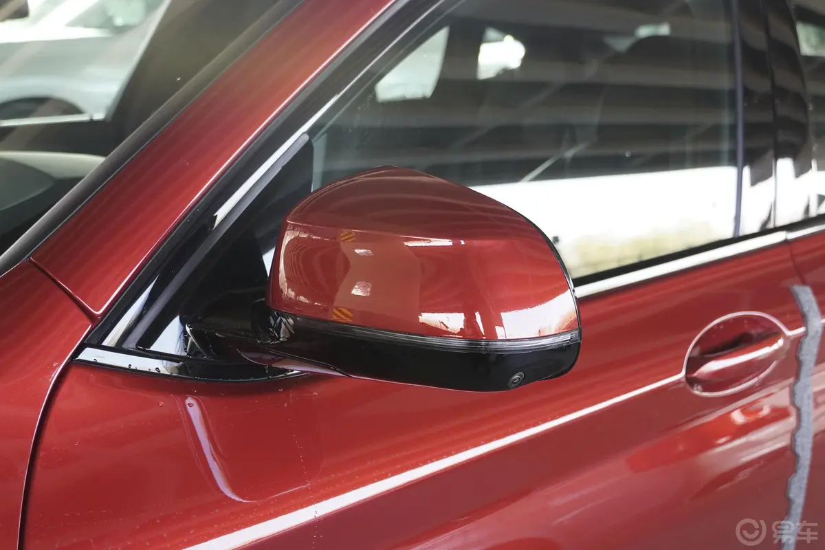 宝马X4xDrive30i M运动套装主驾驶后视镜背面