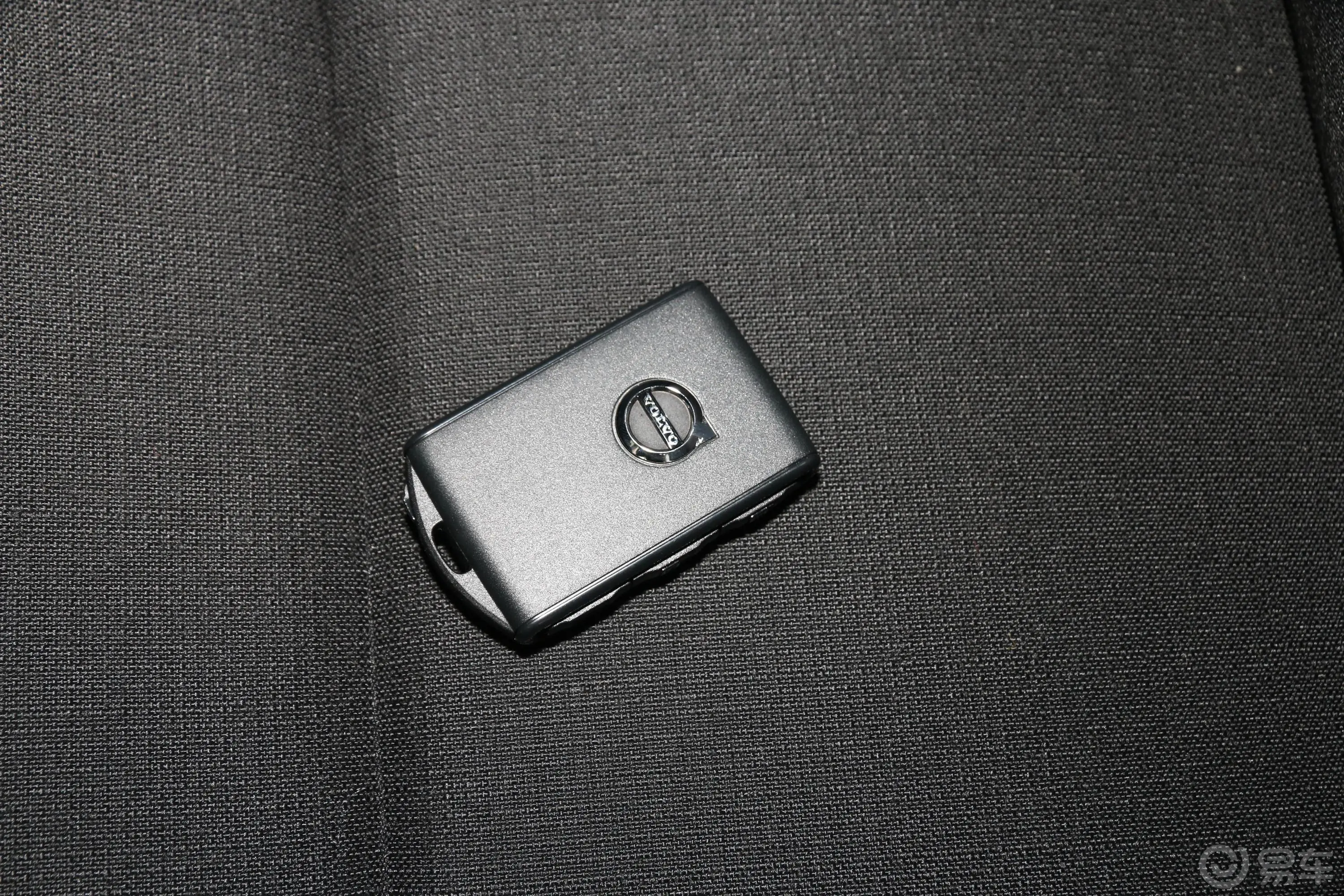 沃尔沃XC60T4 两驱 智行豪华版钥匙正面