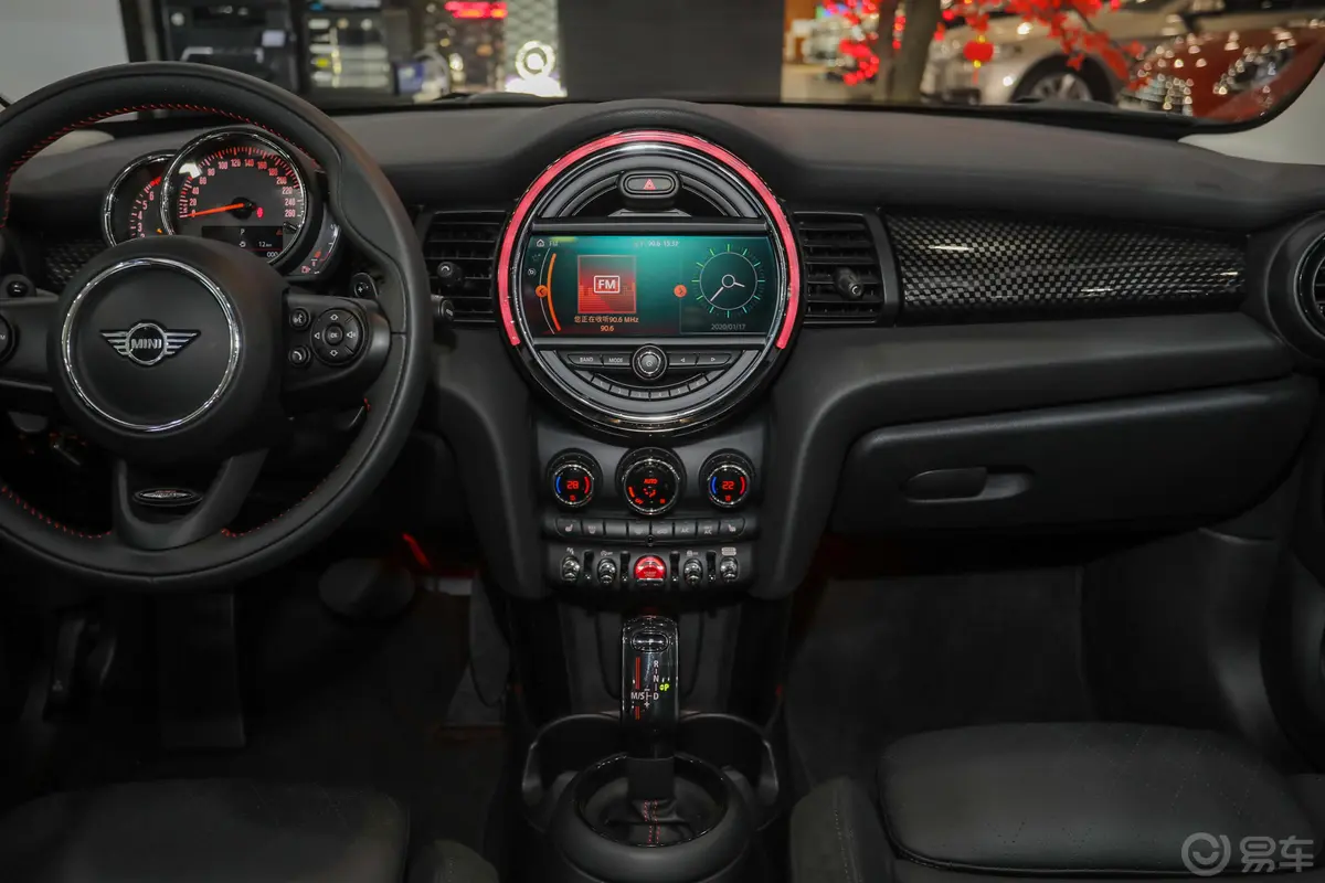 MINI2.0T COOPER S 双离合 经典派 五门版中控台整体