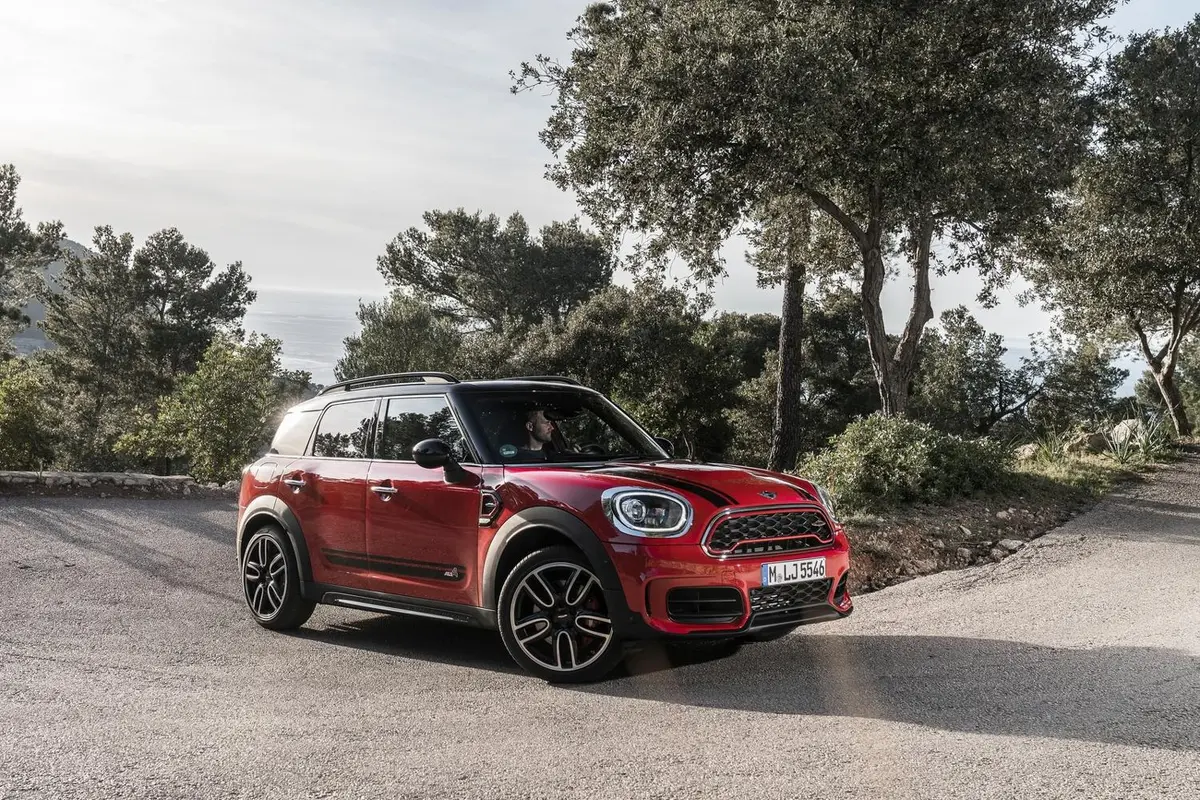 MINI JCW COUNTRYMAN