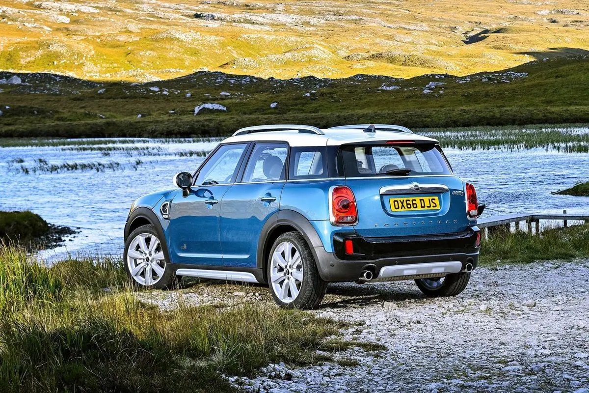 MINI COUNTRYMAN