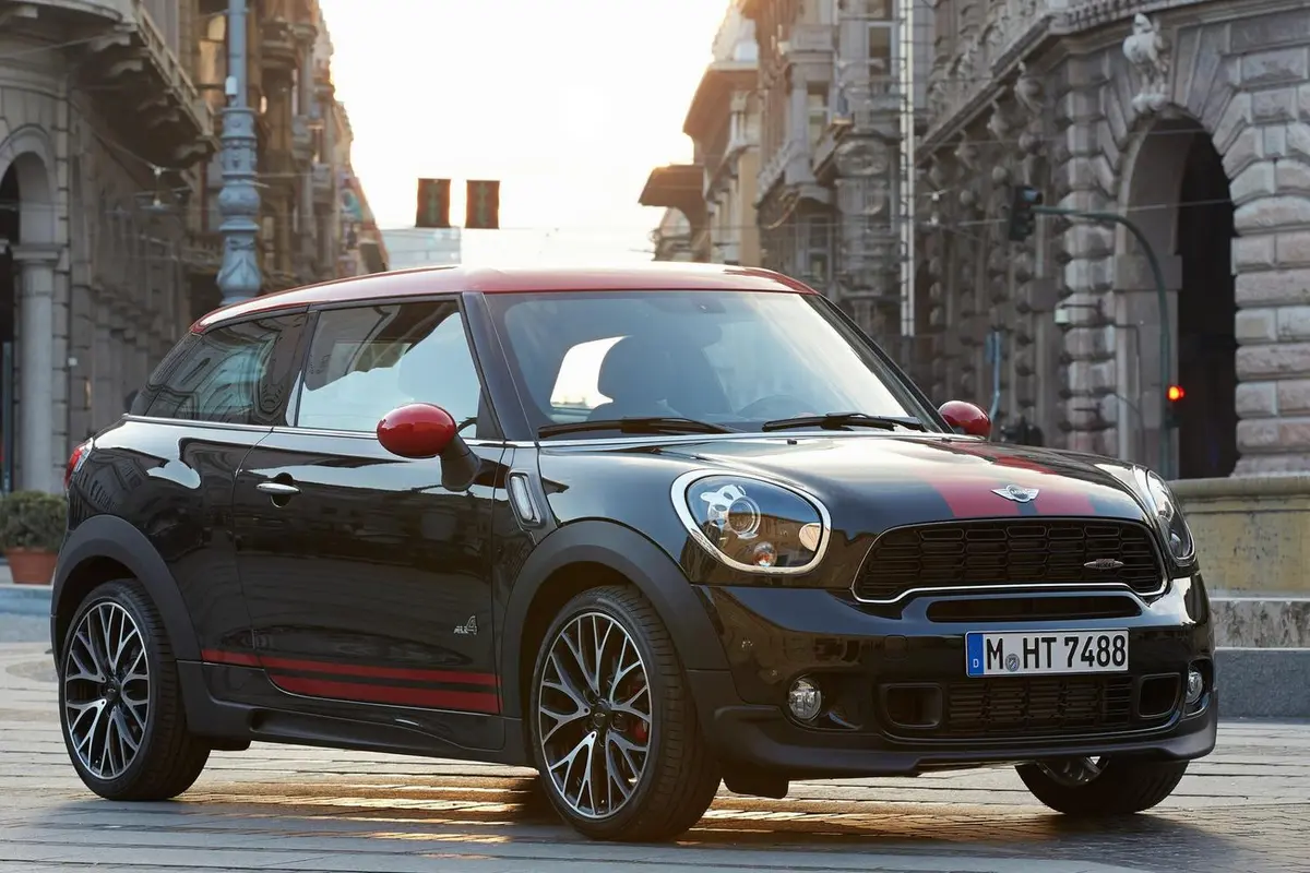 MINI JCW PACEMAN