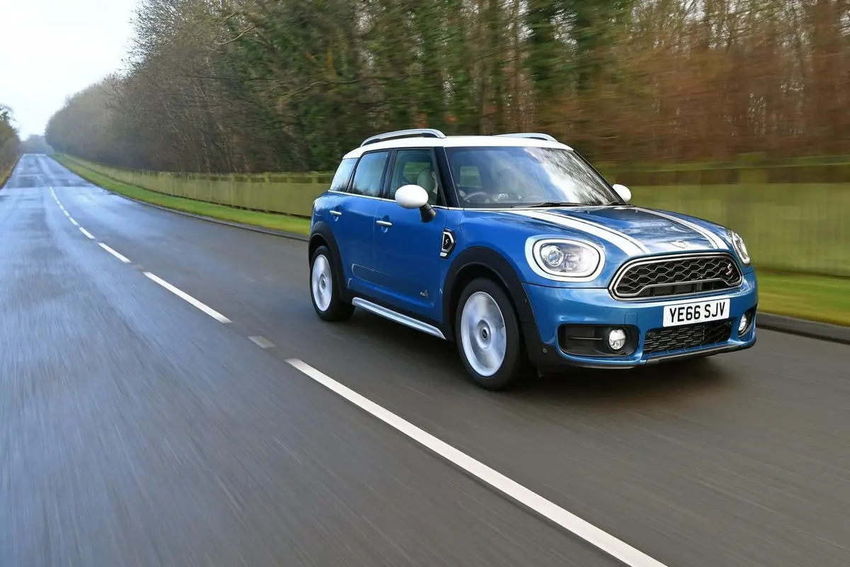 MINI COUNTRYMAN