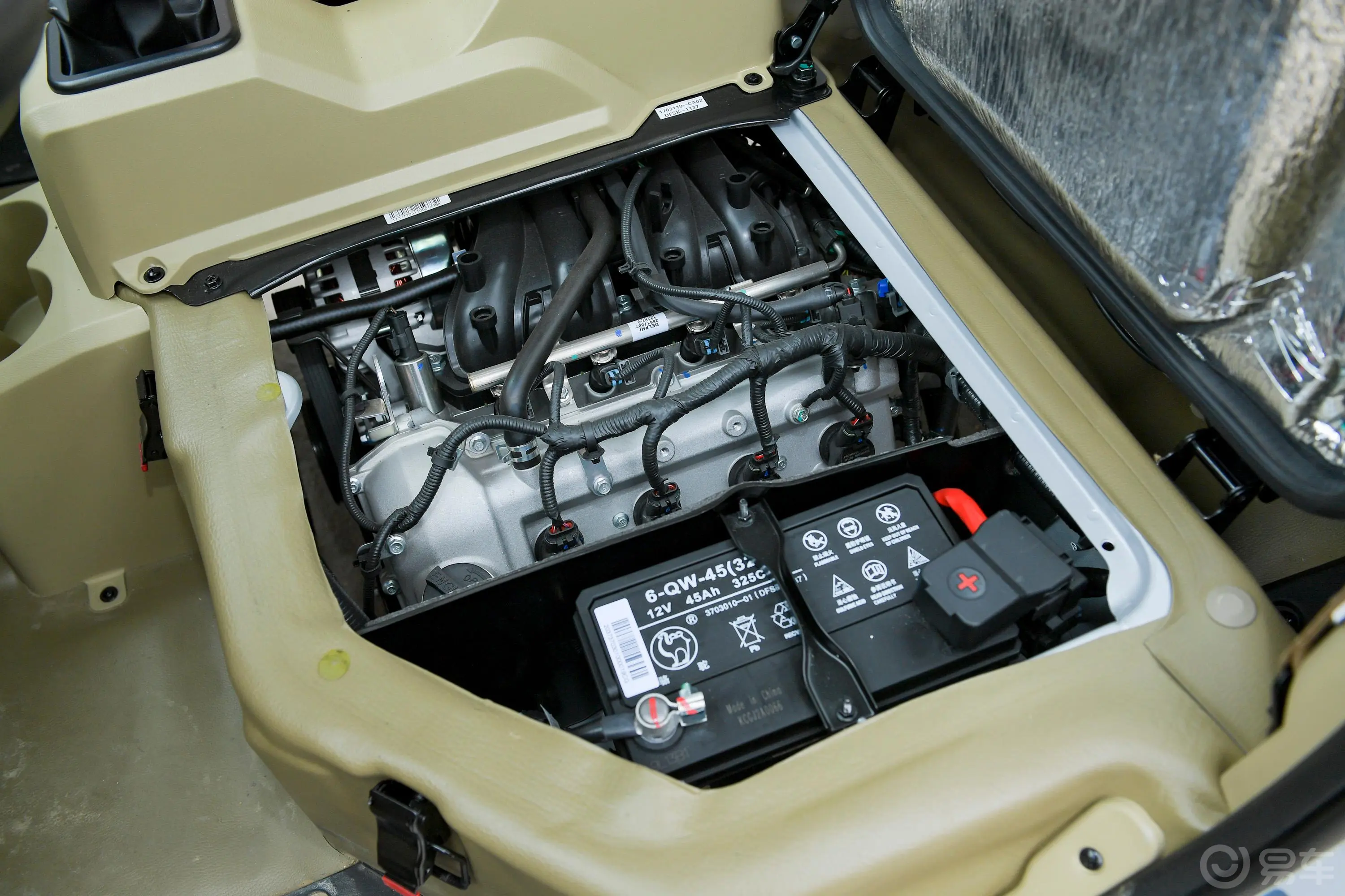 东风小康C351.5L 基本型Ⅱ 5座 国VI外观