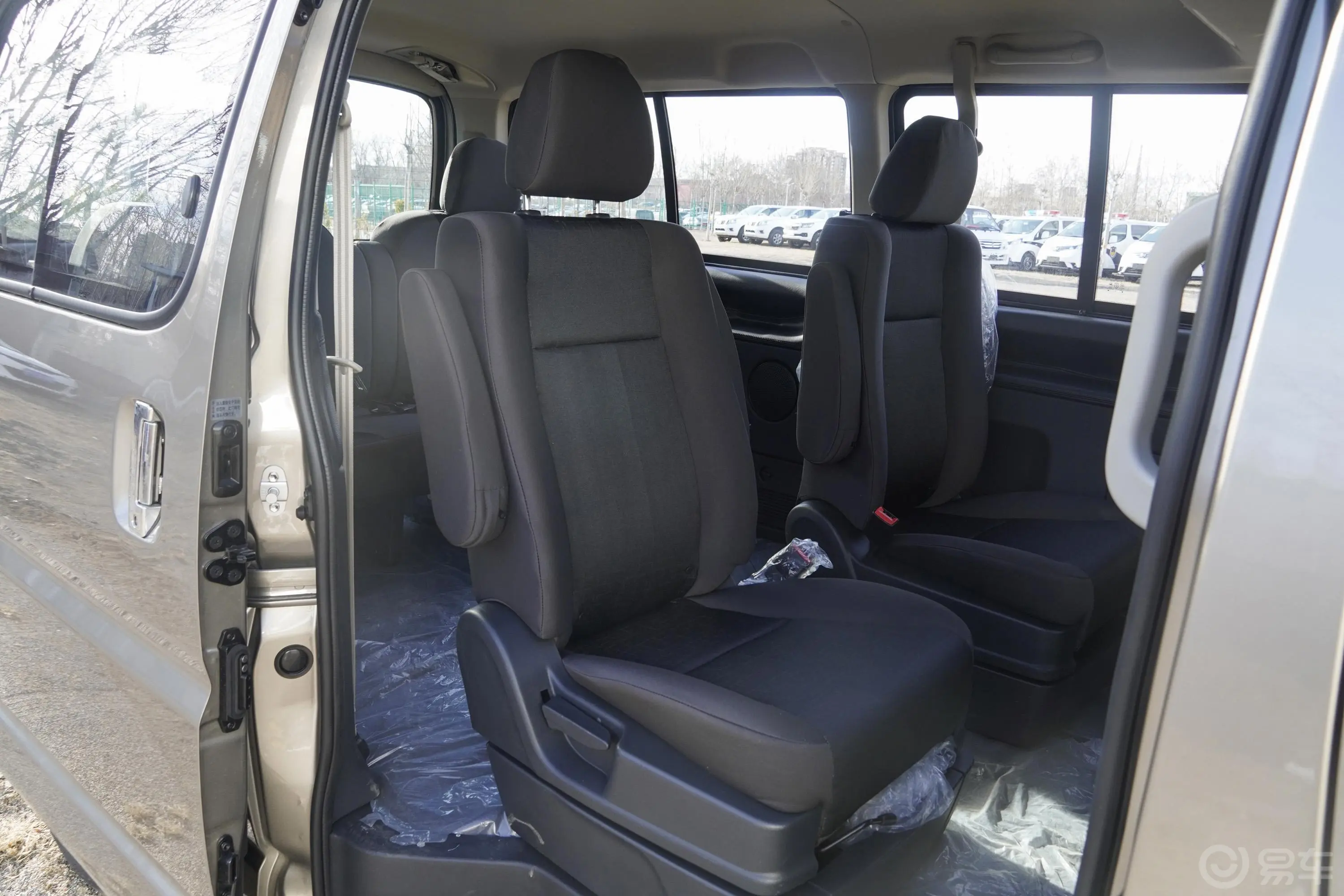 阁瑞斯快运 升级版 2.0L 手动 舒适型 7座 国VI后排座椅