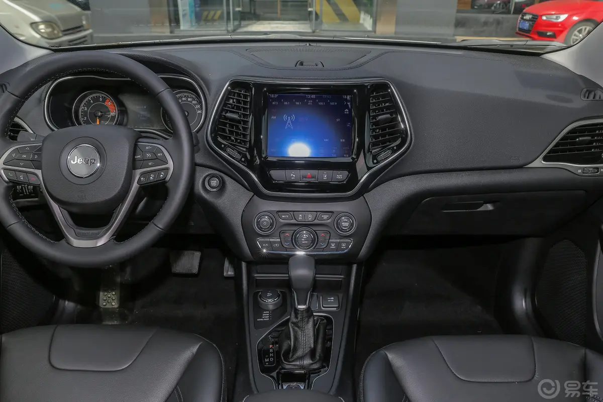 自由光2.0T 四驱 探享版+自动驾驶智慧包 国VI中控台整体