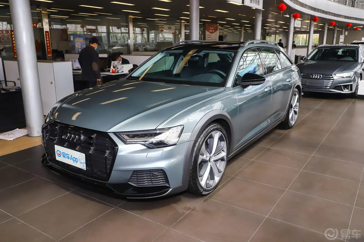 奥迪A6Allroad quattro 探索家 55 TFSI 尊享越野型外观