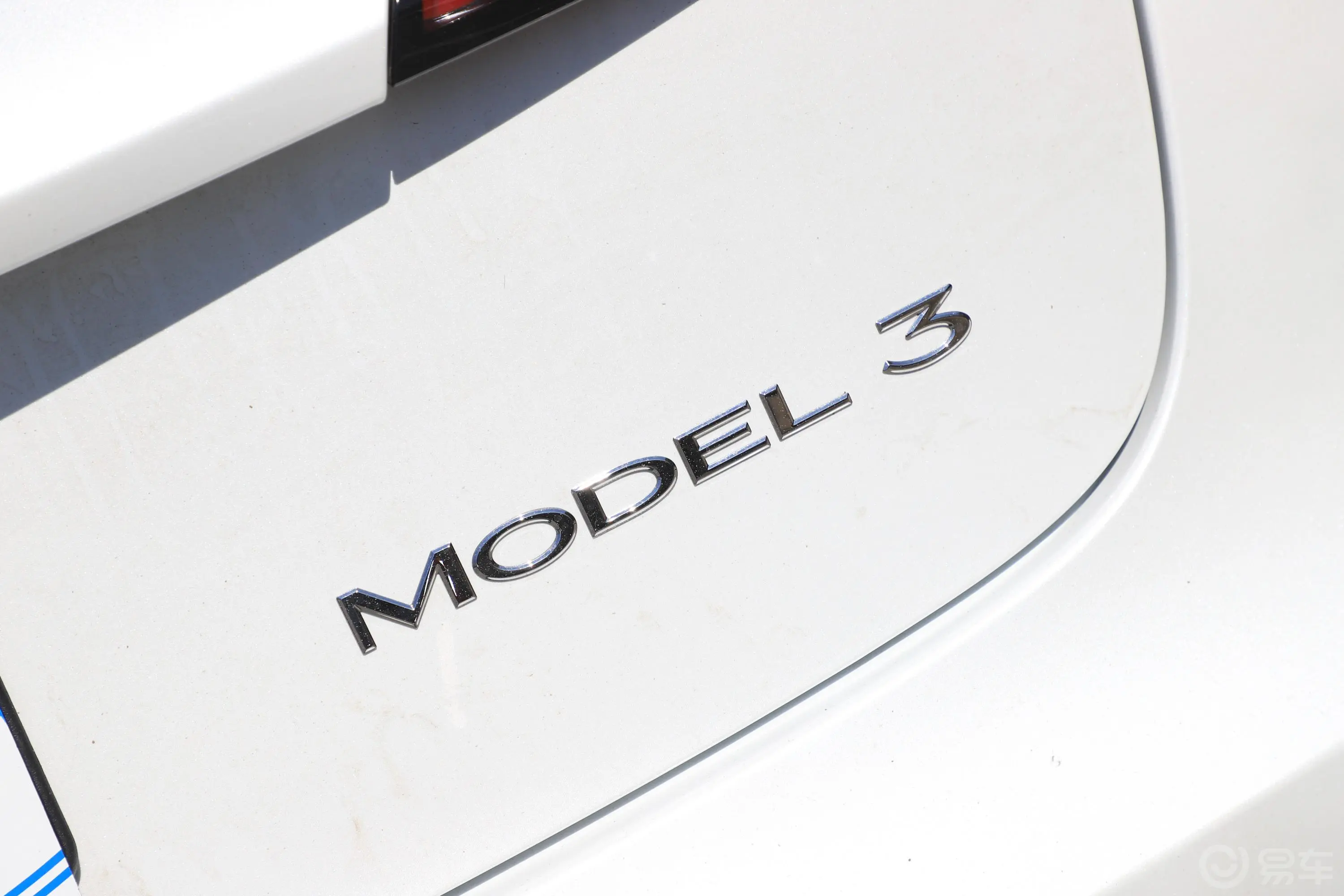 Model 3标准续航后轮驱动升级版外观
